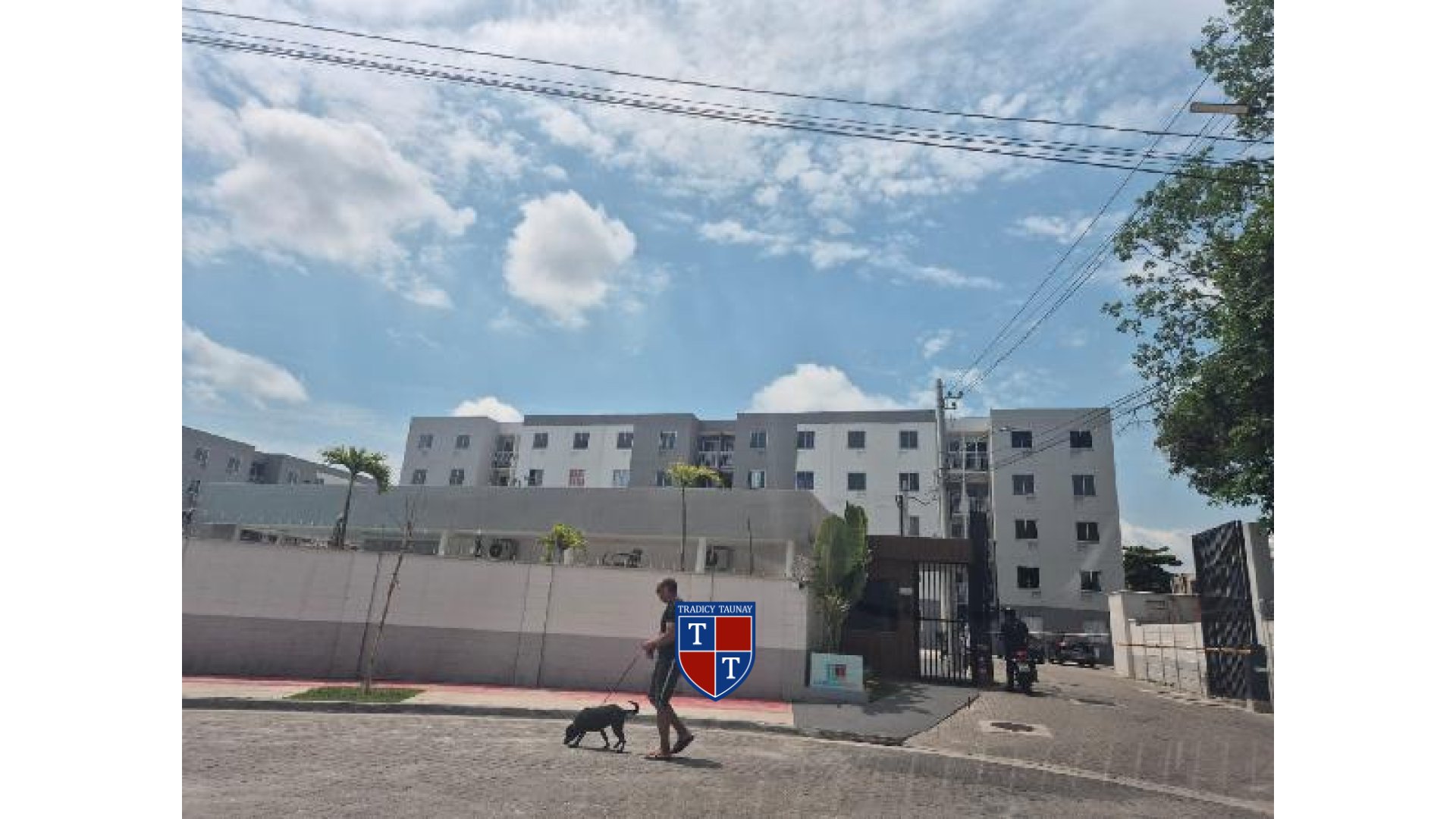 APARTAMENTO em GUARATIBA