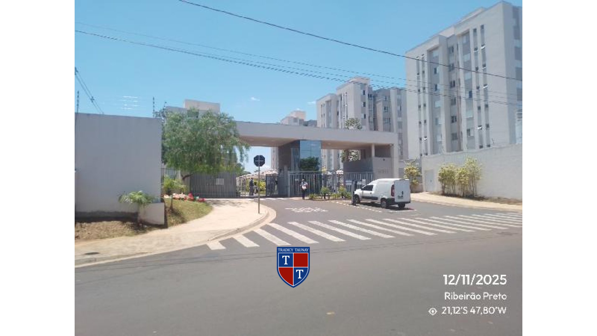 APARTAMENTO em CHACARAS PEDRO CORREA DE CARVALHO