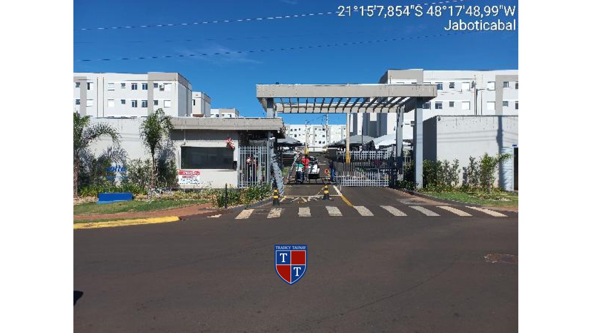 APARTAMENTO em ATHENAS PAULISTA