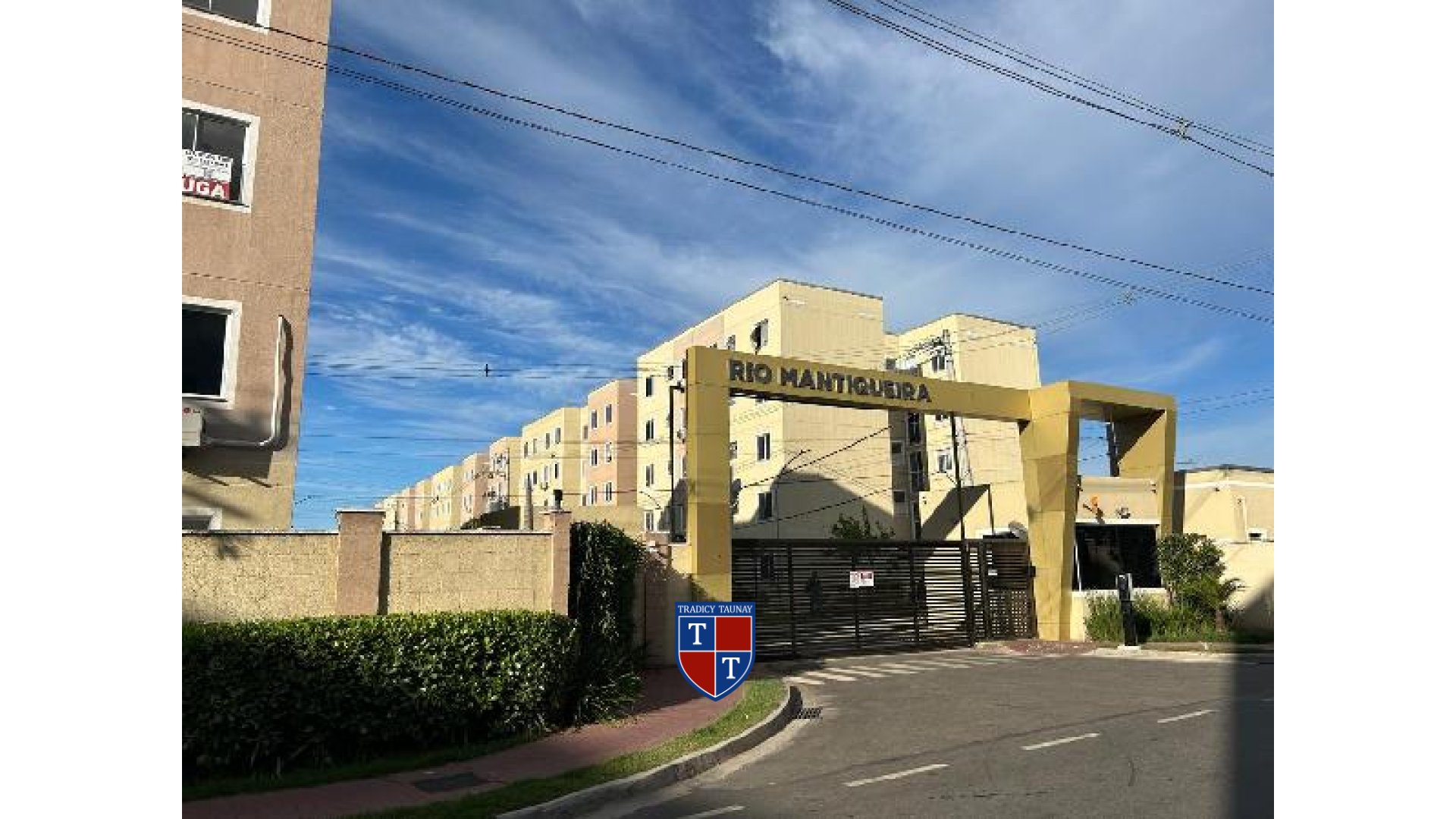 APARTAMENTO em SANTA CRUZ