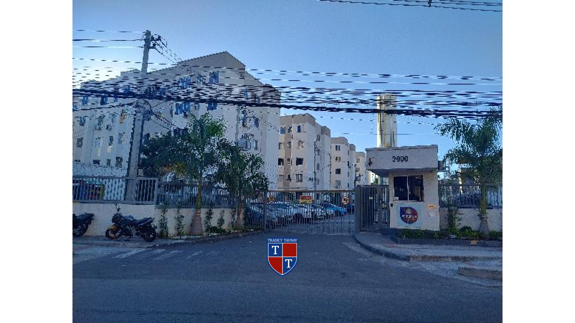 APARTAMENTO em PARQUE COLUMBIA