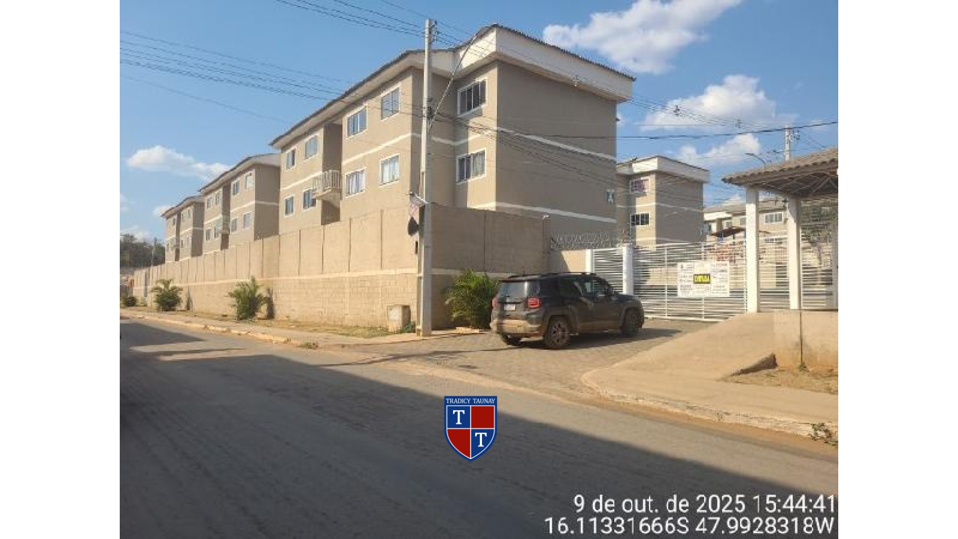 APARTAMENTO em CHACARAS E MANSOES SANTA MARIA