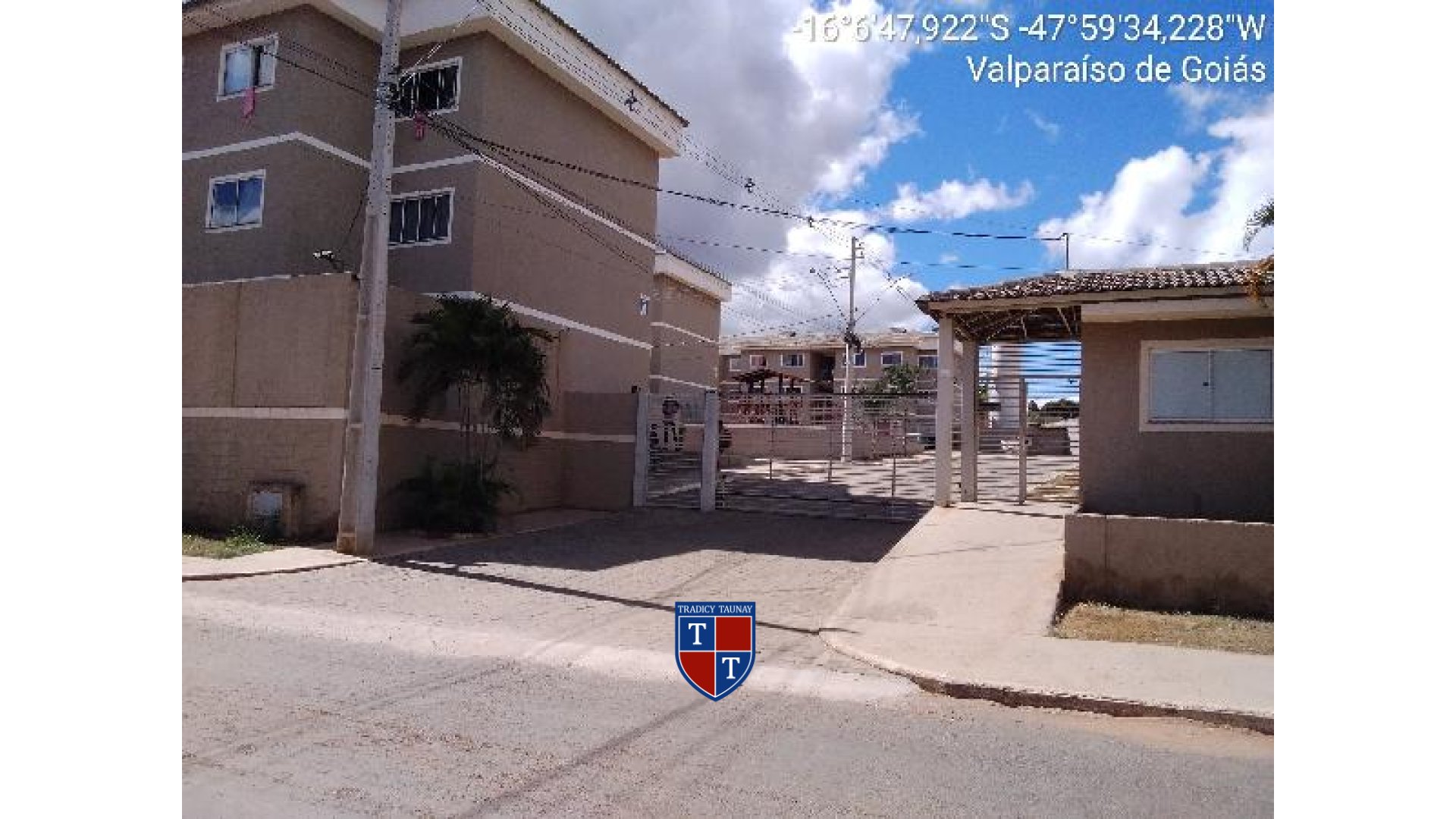 APARTAMENTO em CHACARAS E MANSOES SANTA MARIA