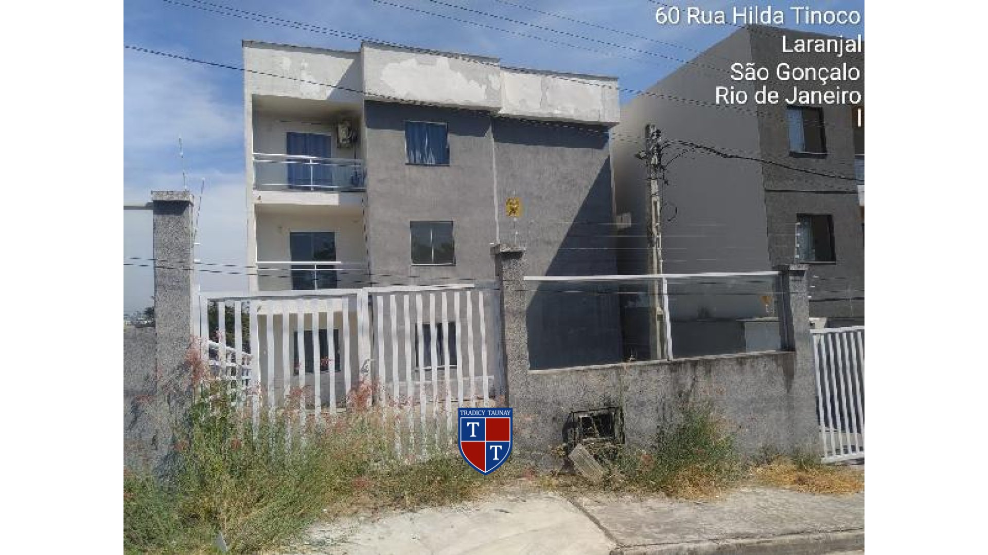 APARTAMENTO em LARANJAL