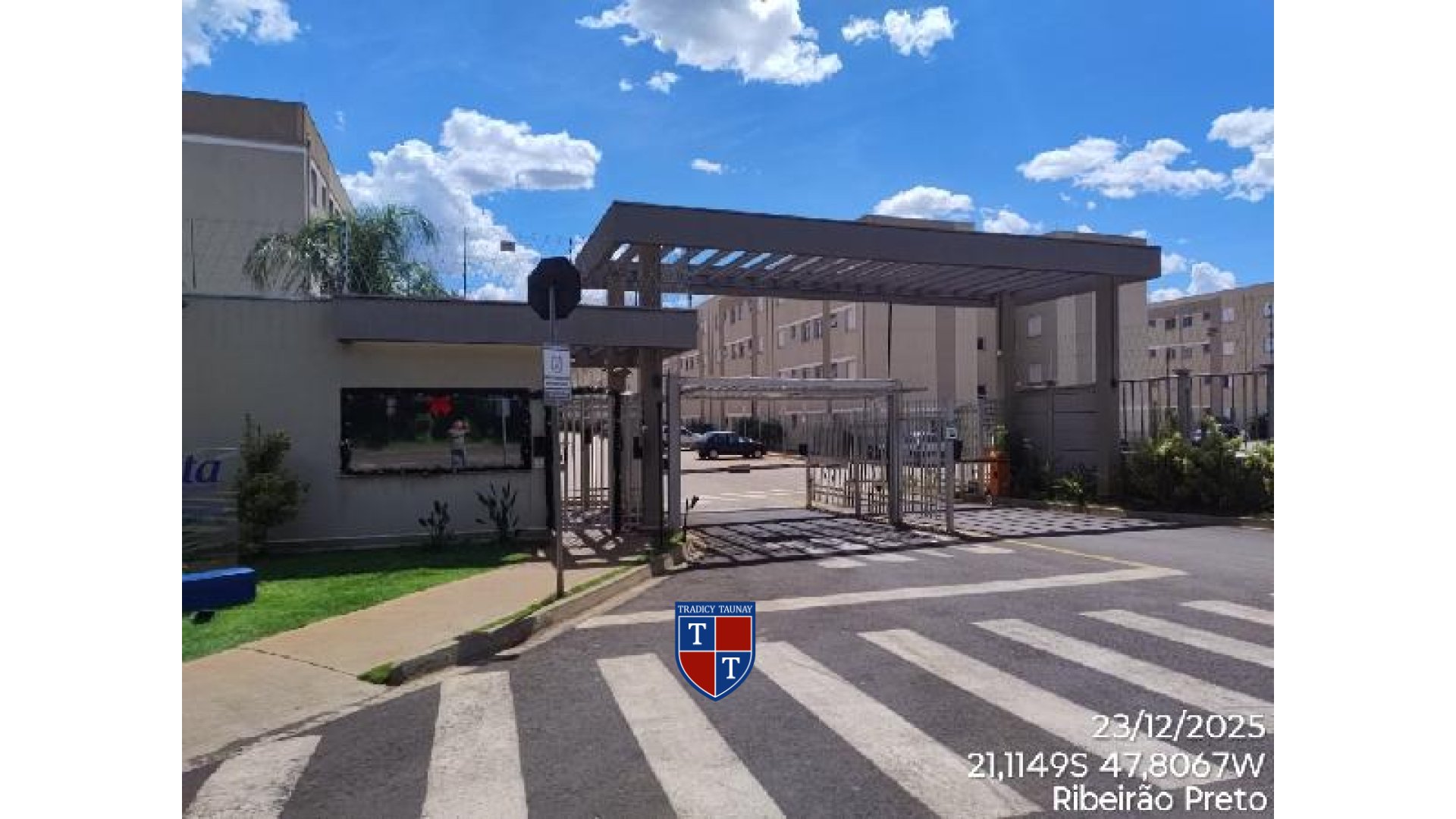 APARTAMENTO em VALENTINA FIGUEIREDO