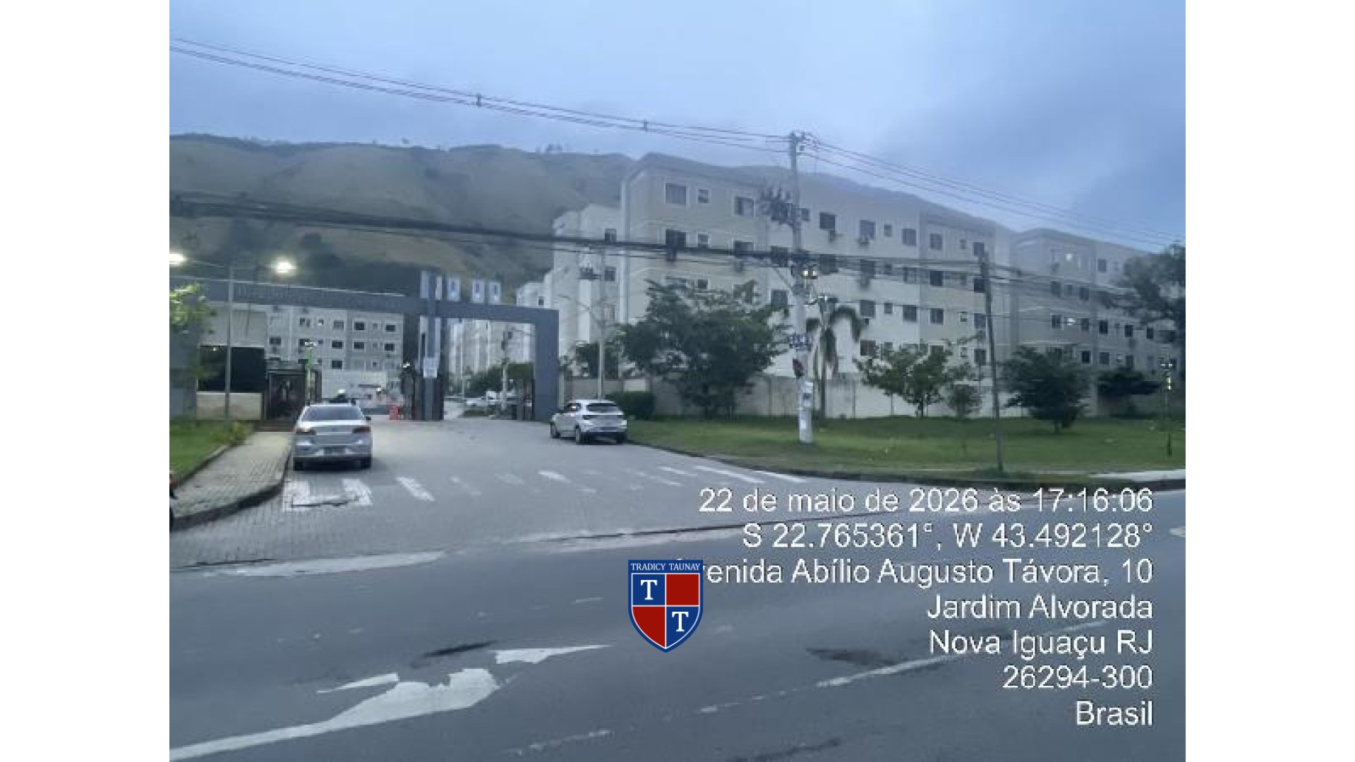 APARTAMENTO em CENTRO