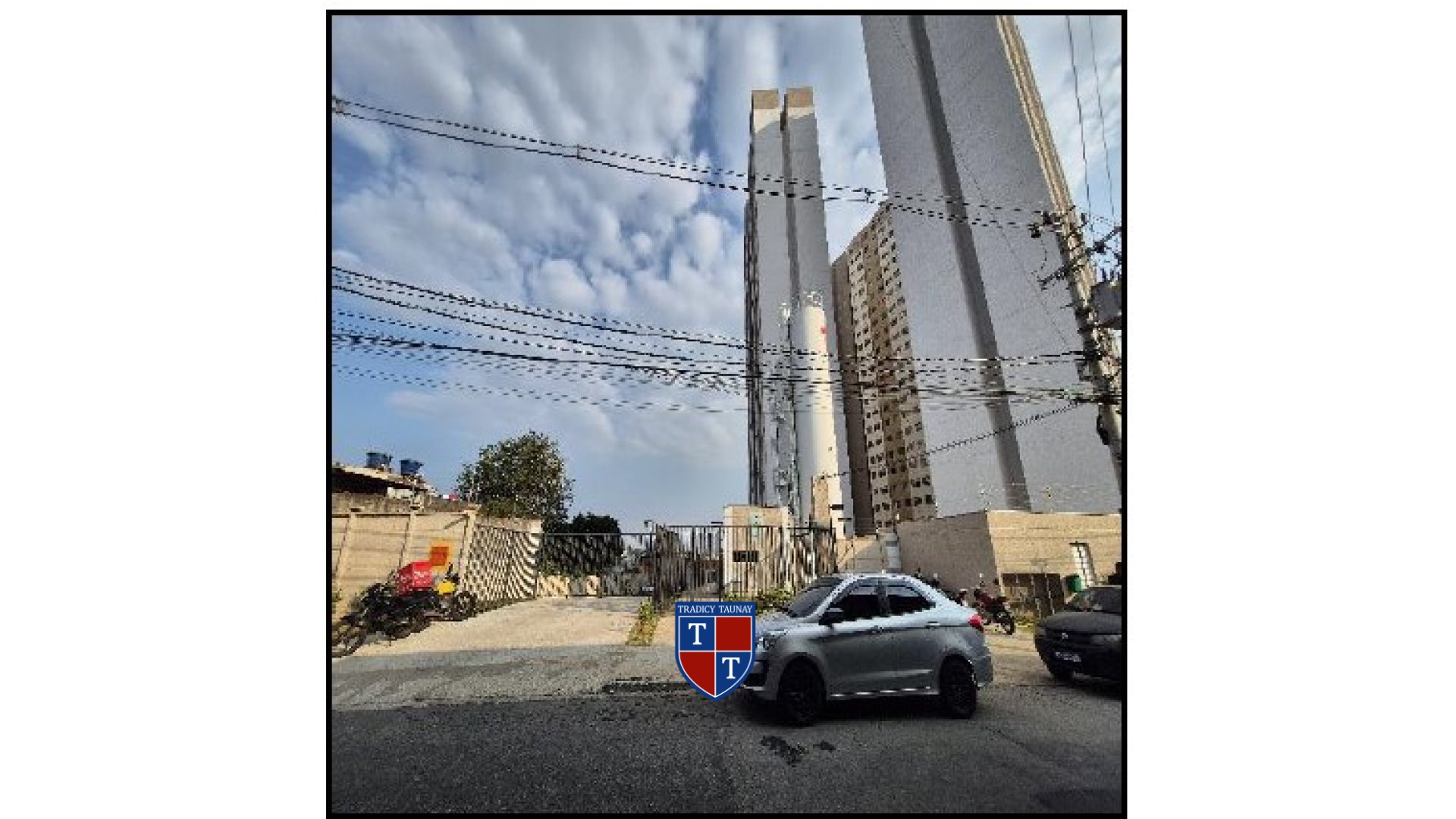 APARTAMENTO em DISTRITO DE ITAQUERA
