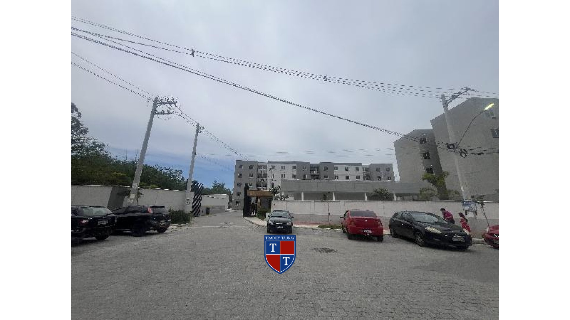 APARTAMENTO em GUARATIBA