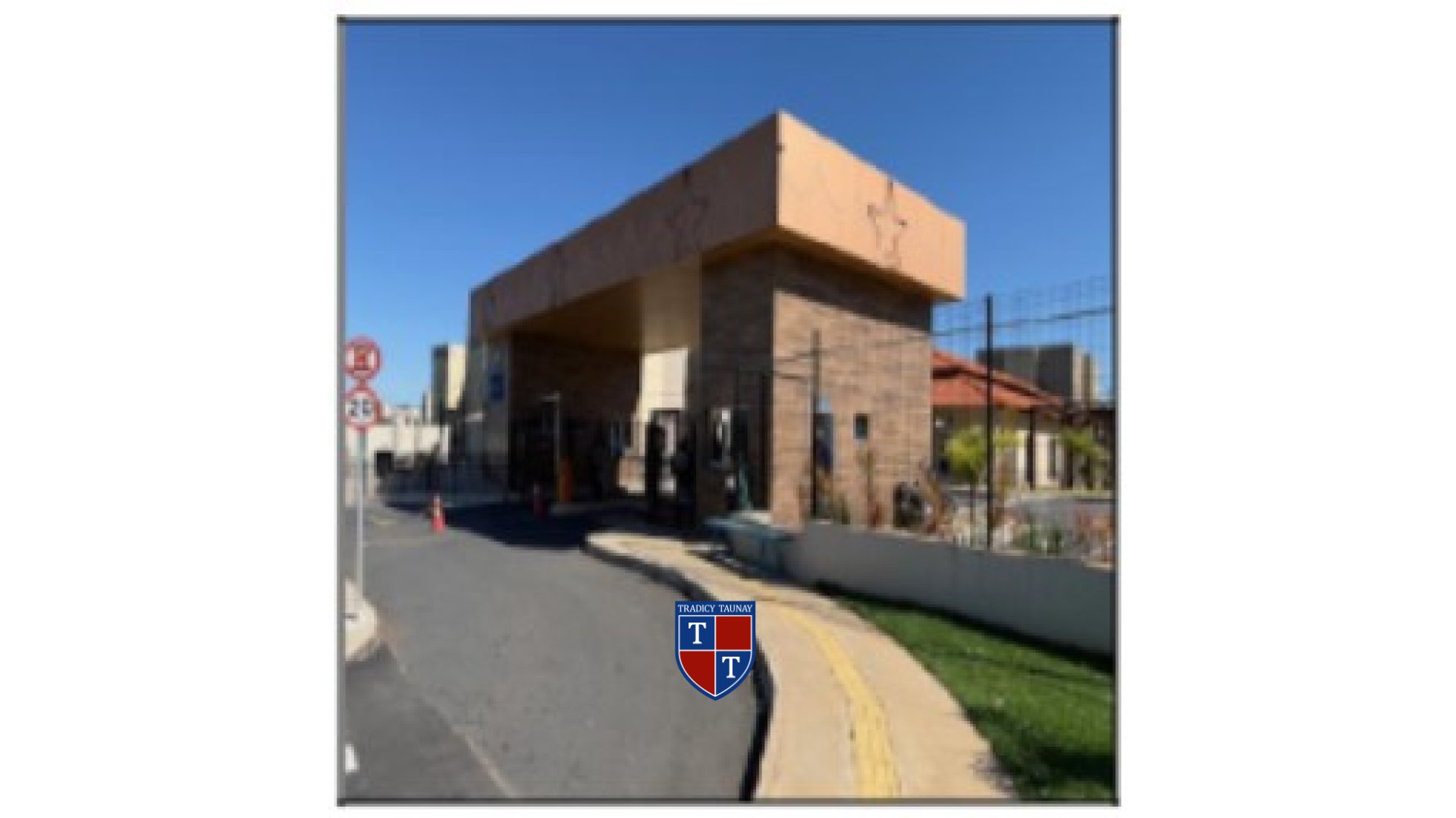 APARTAMENTO em RESIDENCIAL PORTO MARANATA - FAZENDA DOU