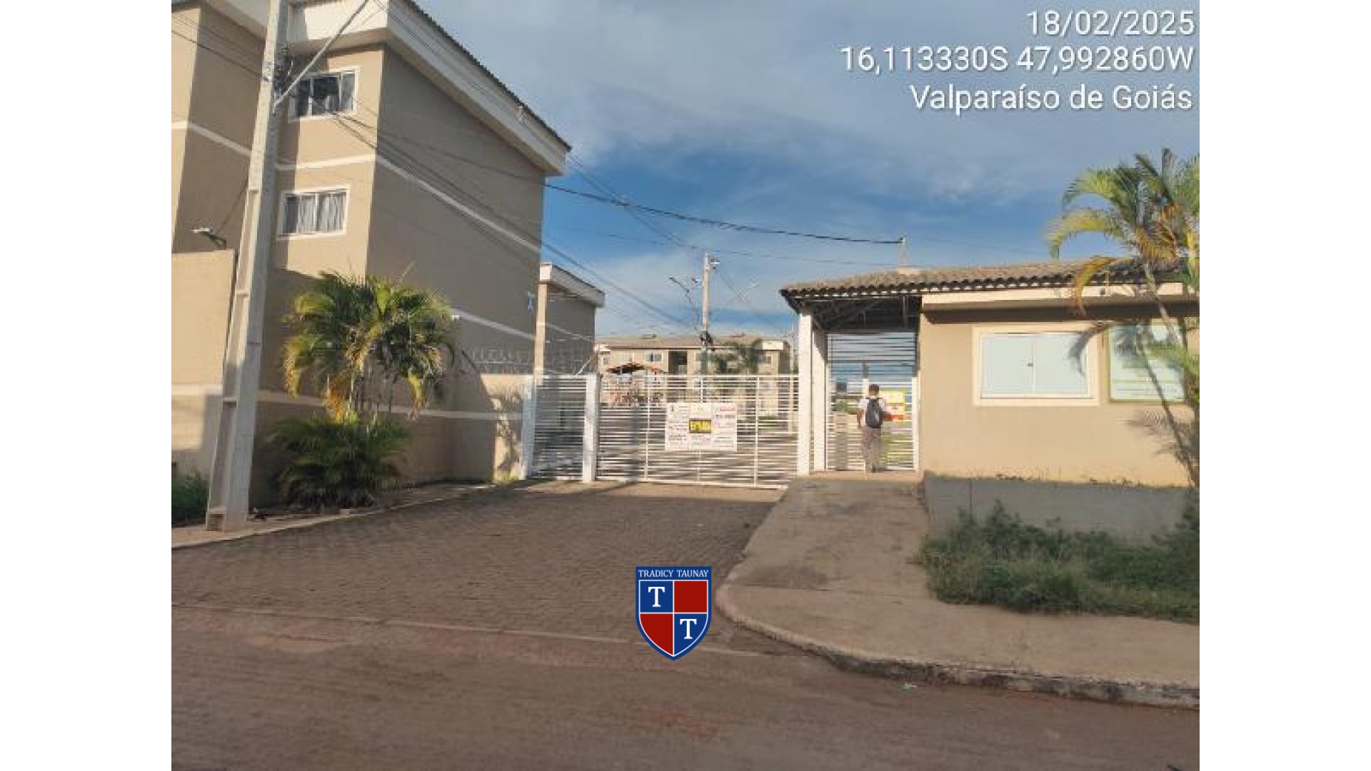 APARTAMENTO em CHACARAS E MANSOES SANTA MARIA