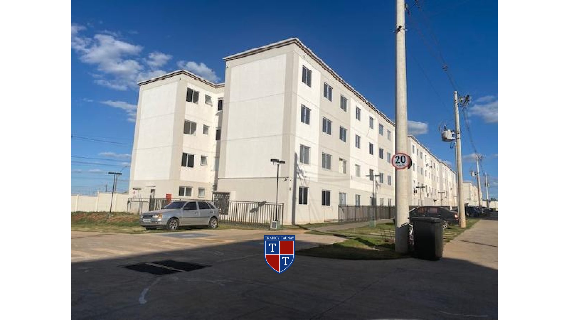 APARTAMENTO em RESIDENCIAL FLORES DO CERRADO