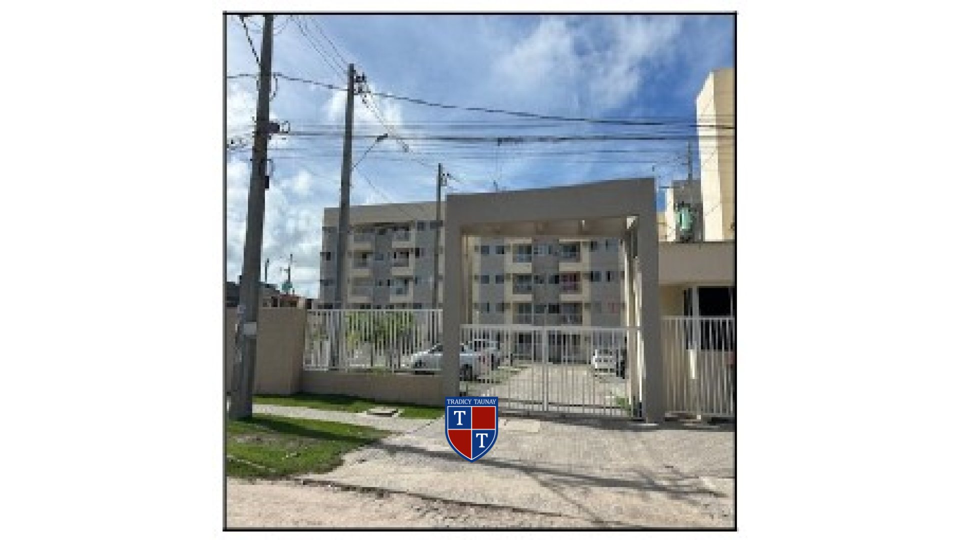 APARTAMENTO em PAU AMARELO