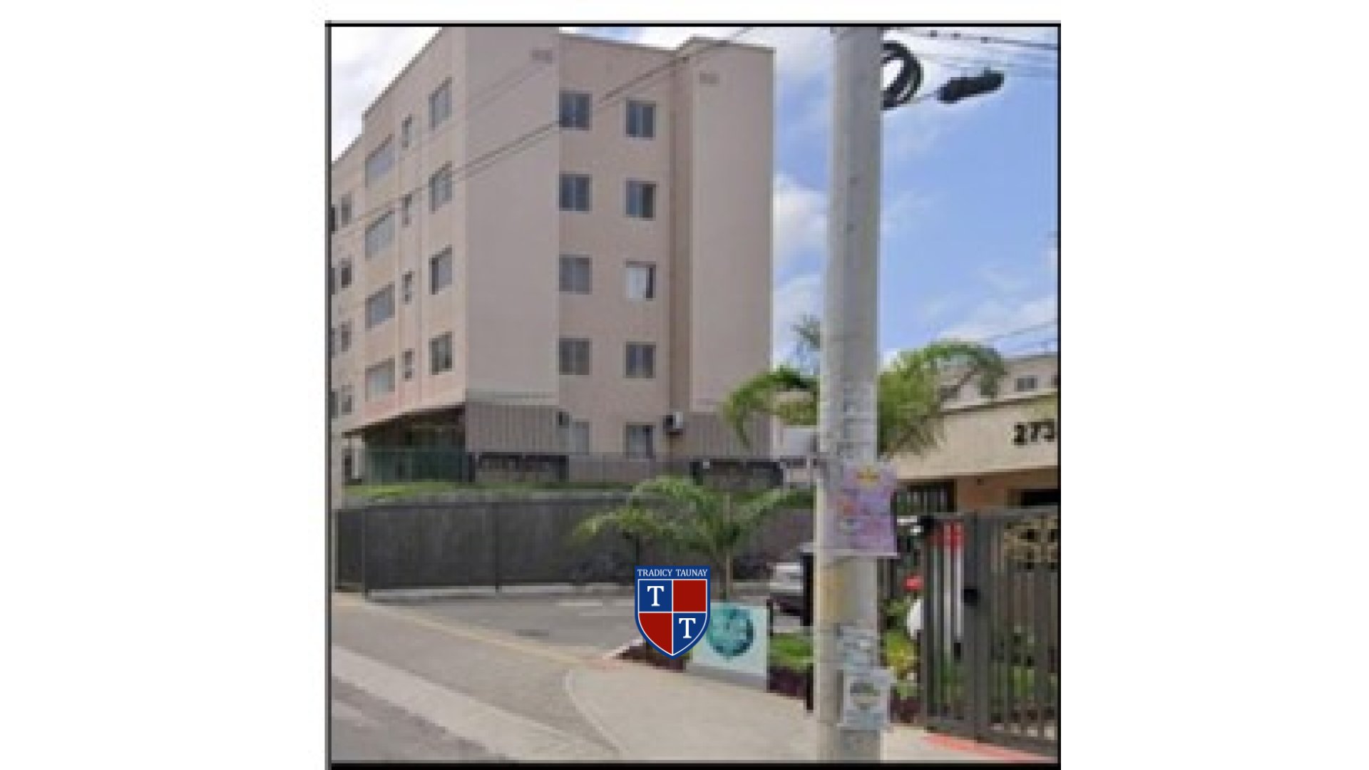 APARTAMENTO em SANTA CRUZ