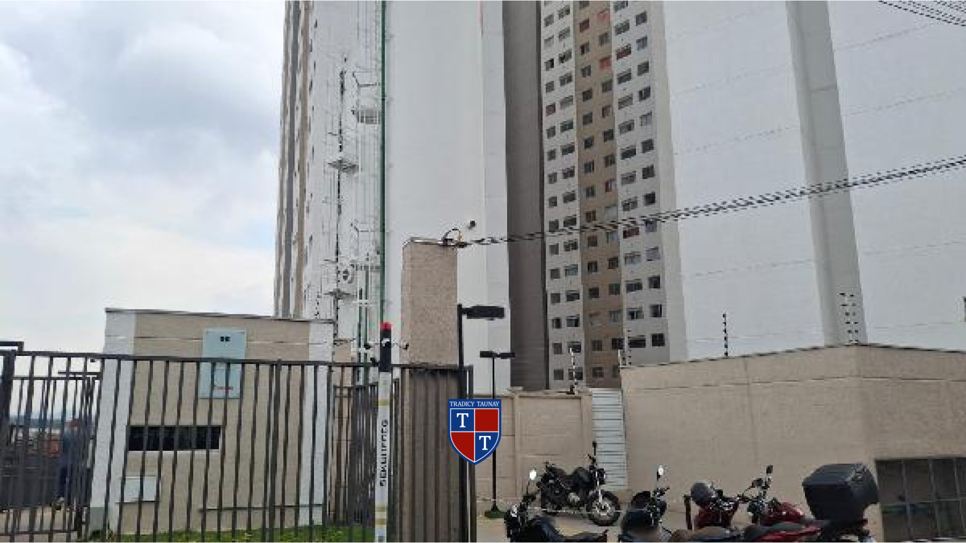 APARTAMENTO em ITAQUERA