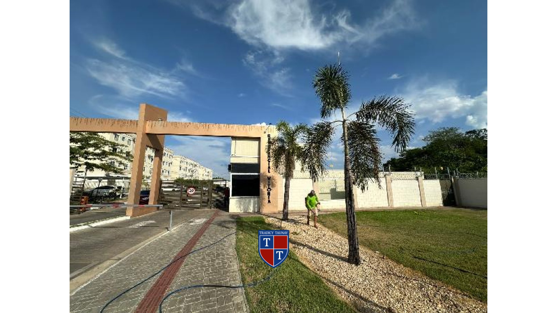 APARTAMENTO em TODOS OS SANTOS