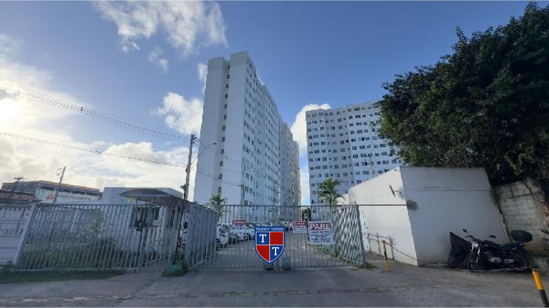 APARTAMENTO em DOM AVELAR