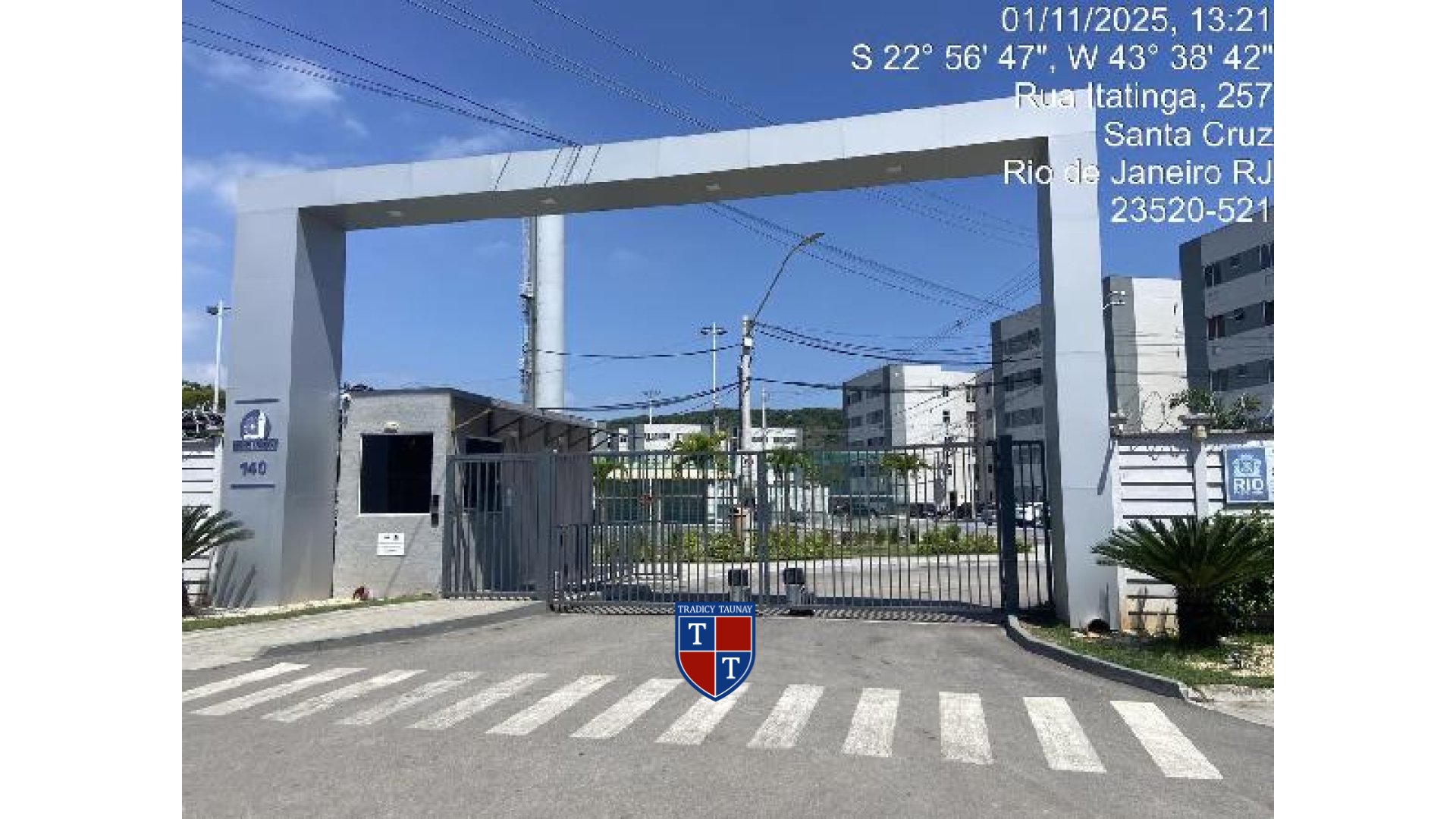 APARTAMENTO em SANTA CRUZ