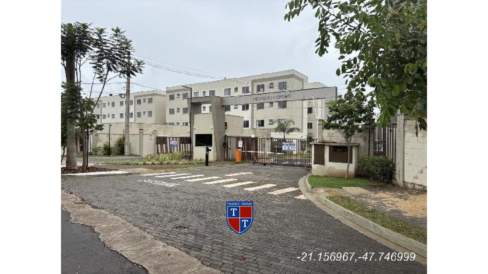 APARTAMENTO em RESERVA OURO BRANCO