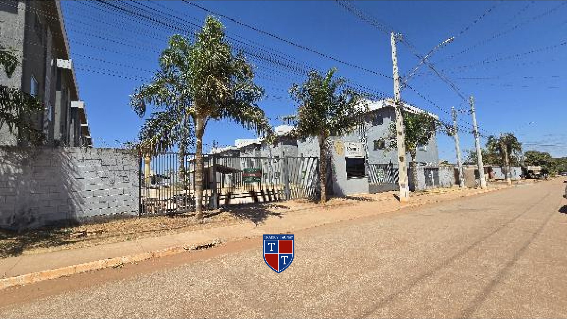 APARTAMENTO em JARDIM ZULEIKA
