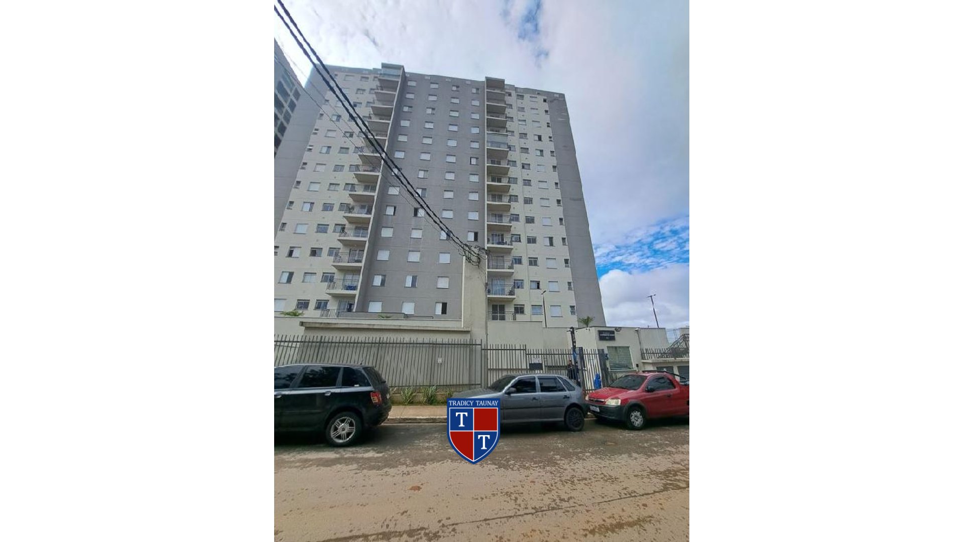 APARTAMENTO em COOPERATIVA