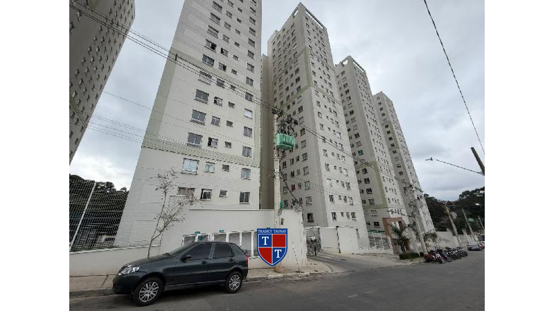APARTAMENTO em POUSADA DOS BANDEIRANTES