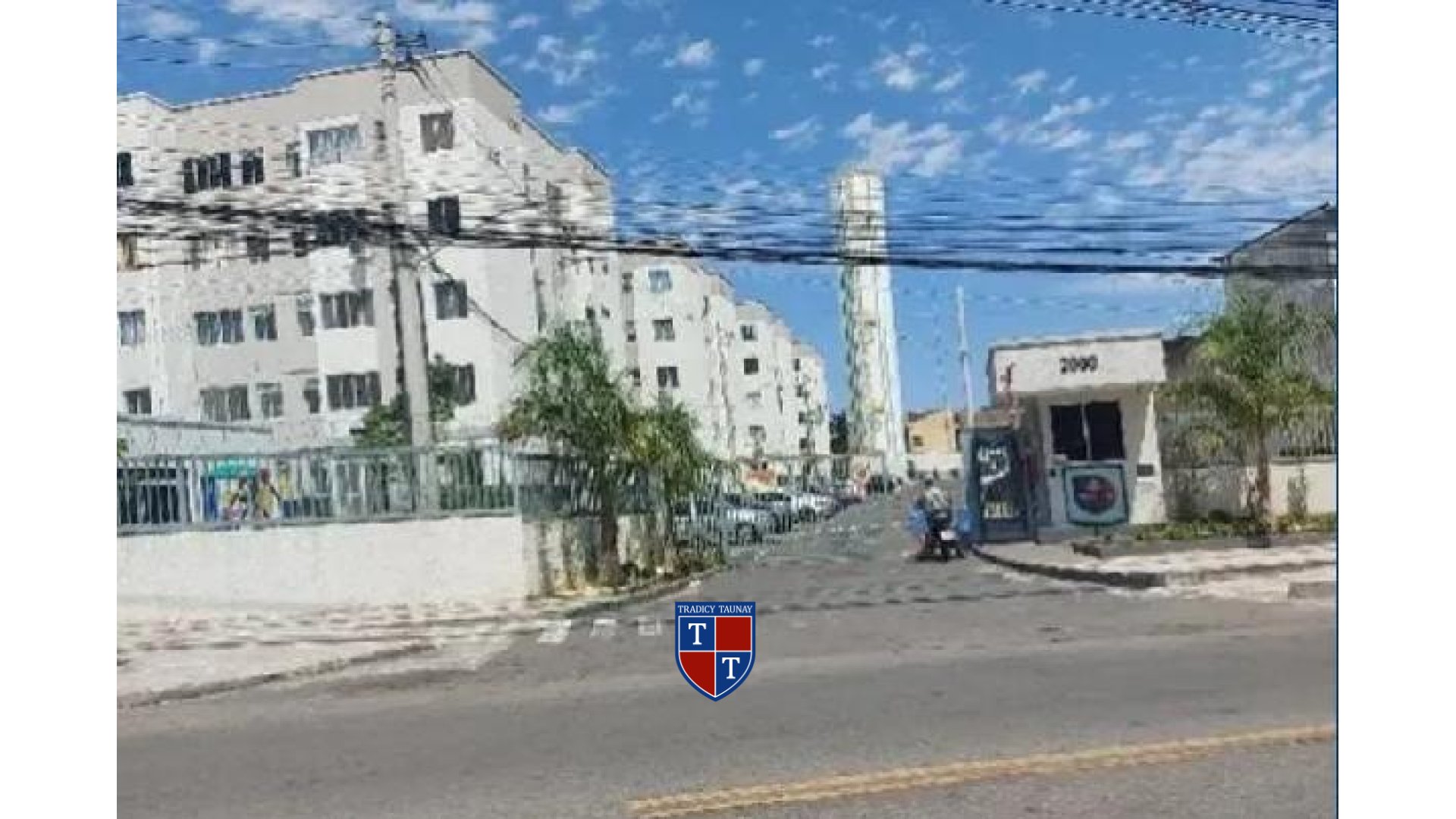 APARTAMENTO em PARQUE COLUMBIA