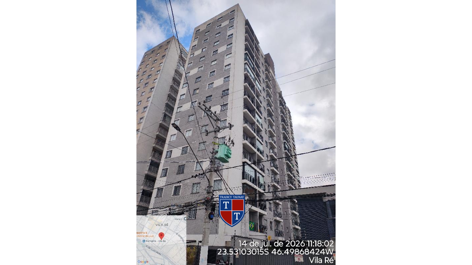 APARTAMENTO em VILA RE