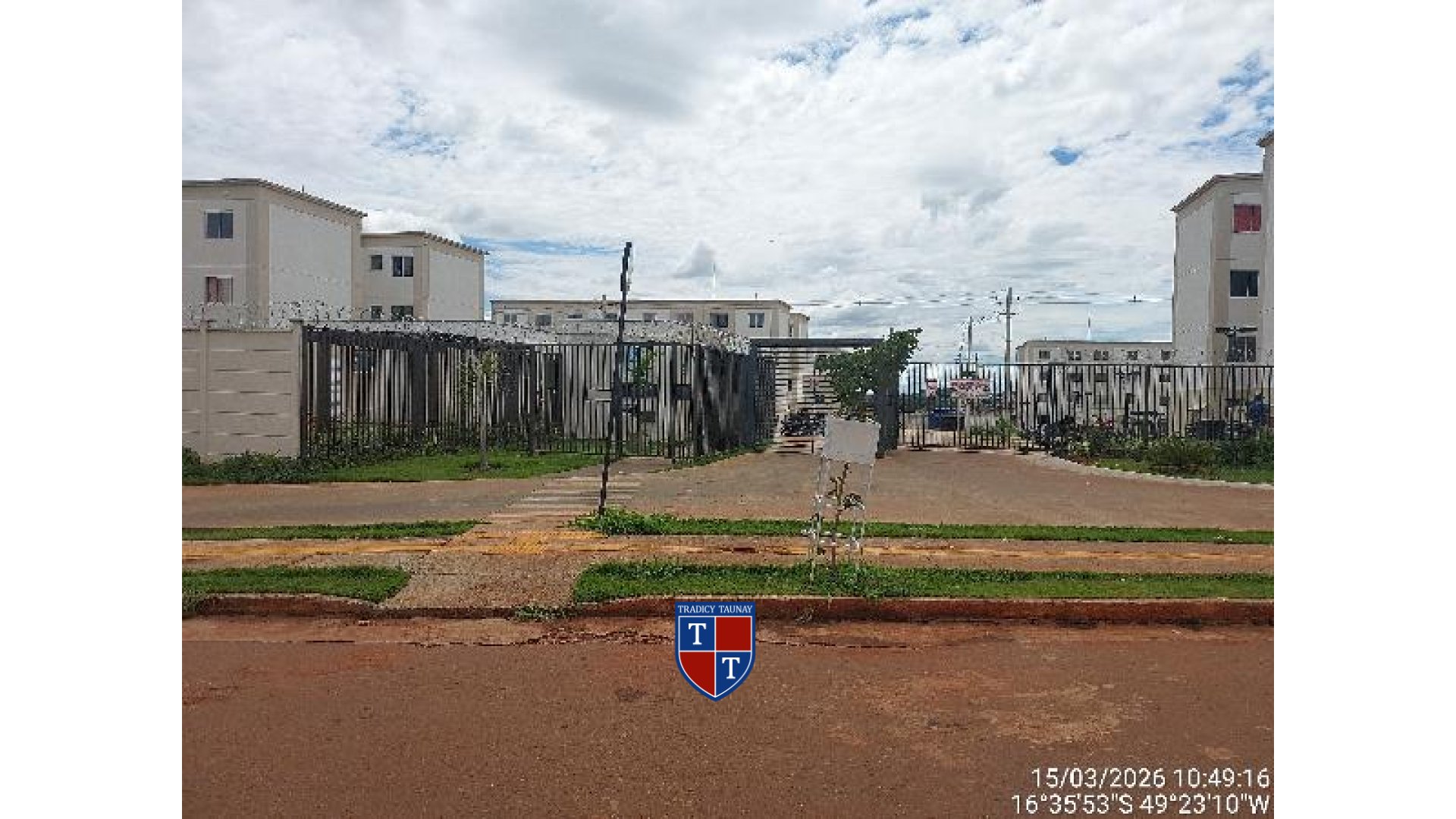 Foto 1 de APARTAMENTO em RESIDENCIAL FLORES DO CERRADO, GOIANIA/GO - Imóvel Retomado CAIXA Ref 8787715195356