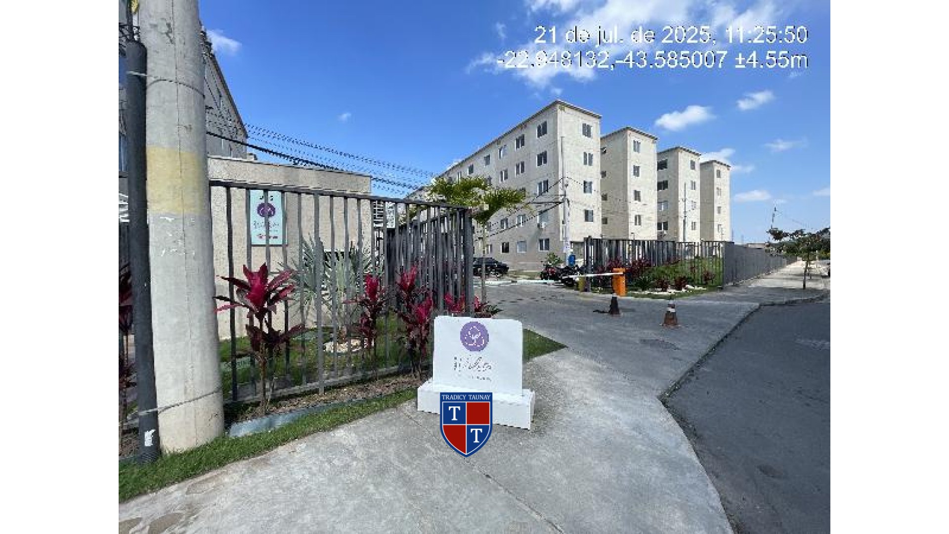 APARTAMENTO em GUARATIBA