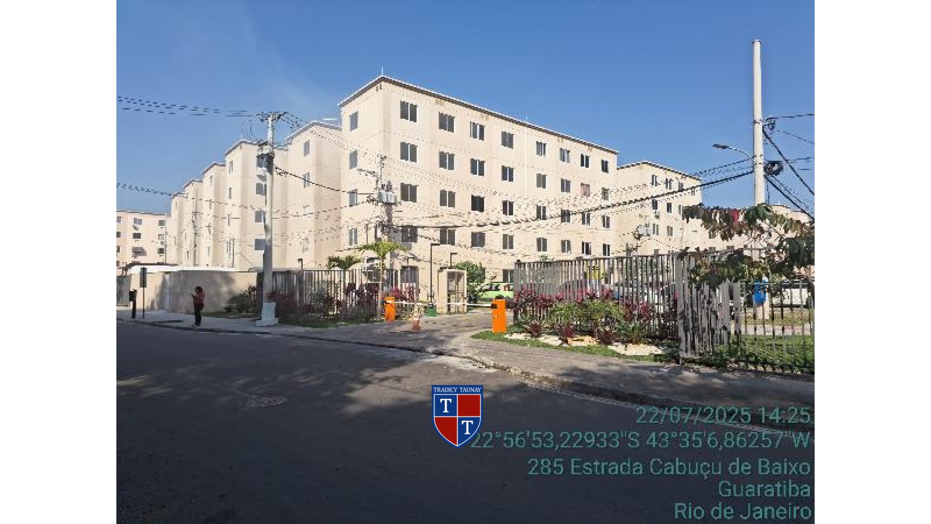 APARTAMENTO em GUARATIBA