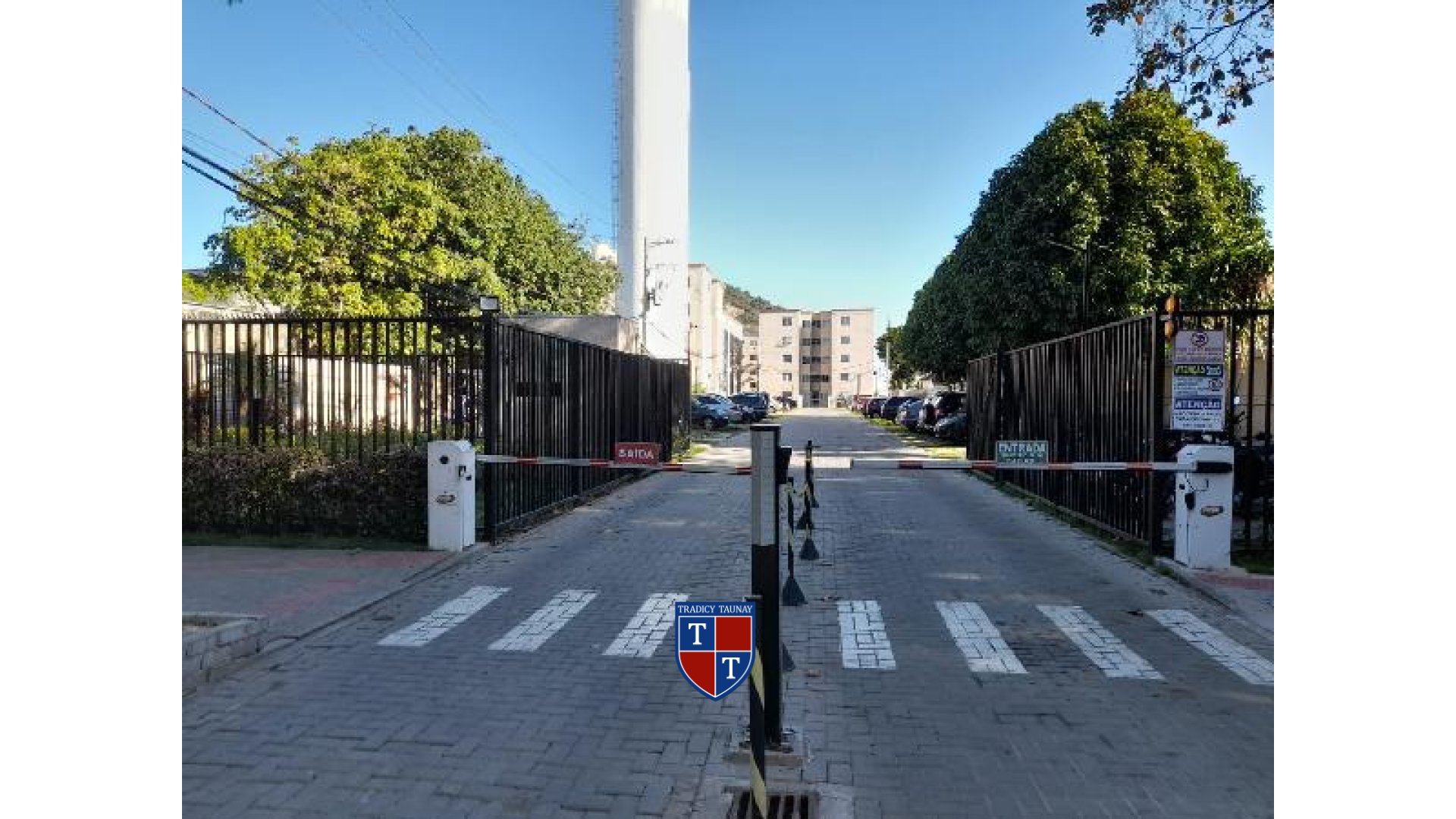 APARTAMENTO em GARDENIA AZUL