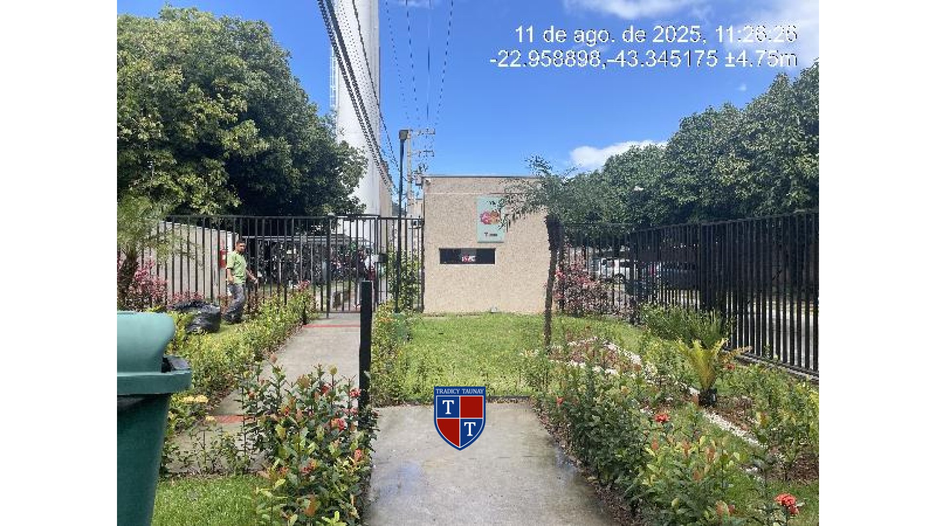 APARTAMENTO em GARDENIA AZUL