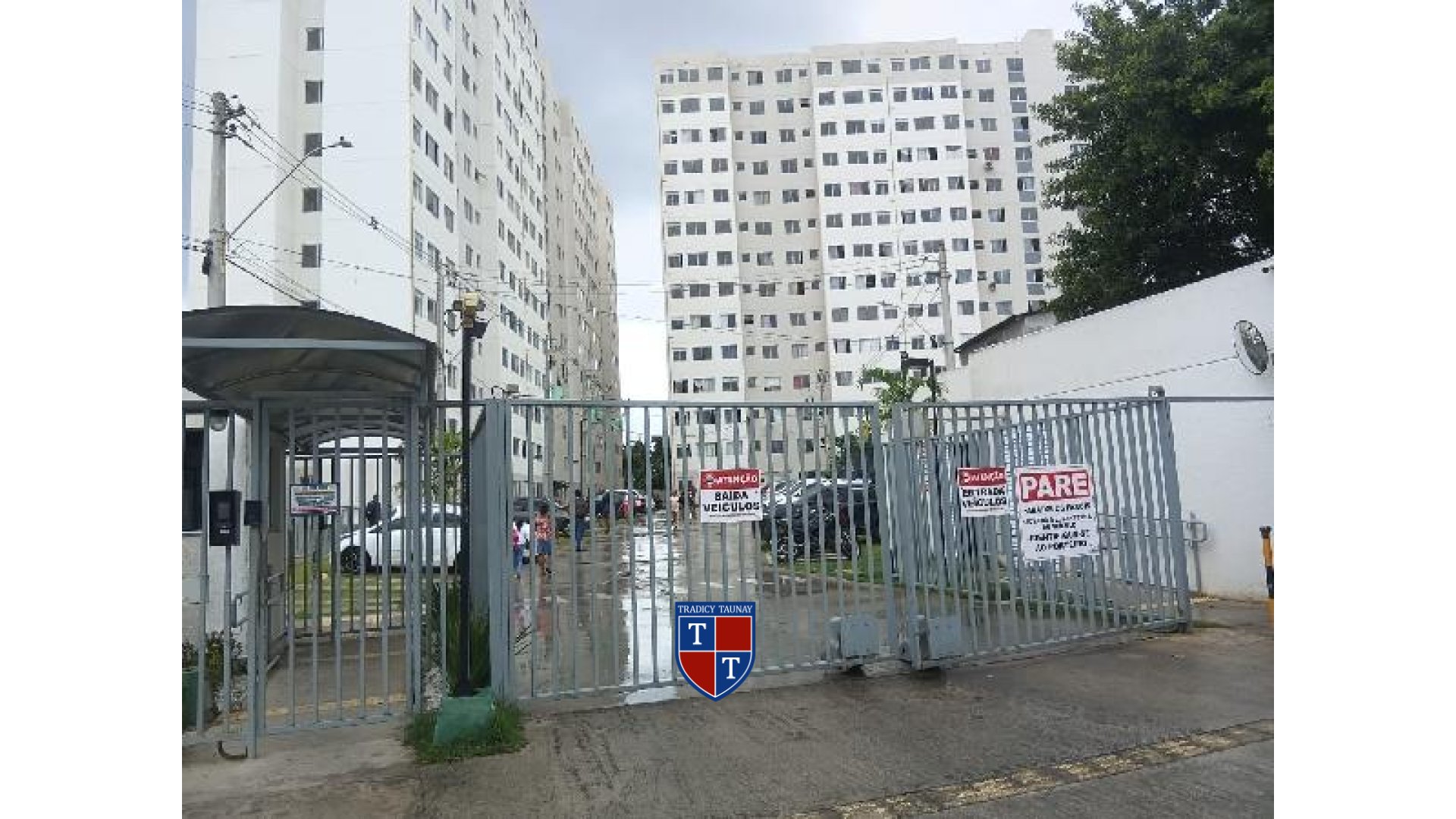 APARTAMENTO em DOM AVELAR