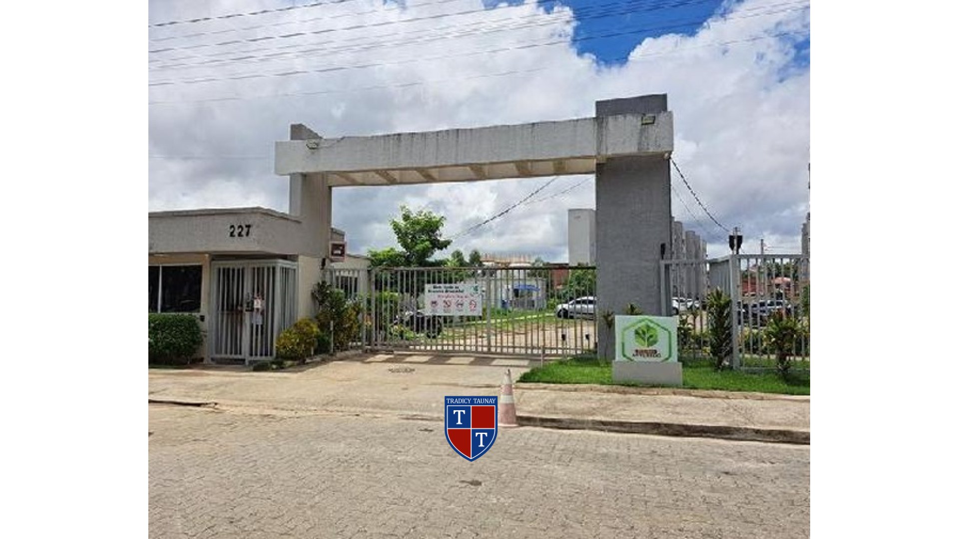 APARTAMENTO em BARROSO
