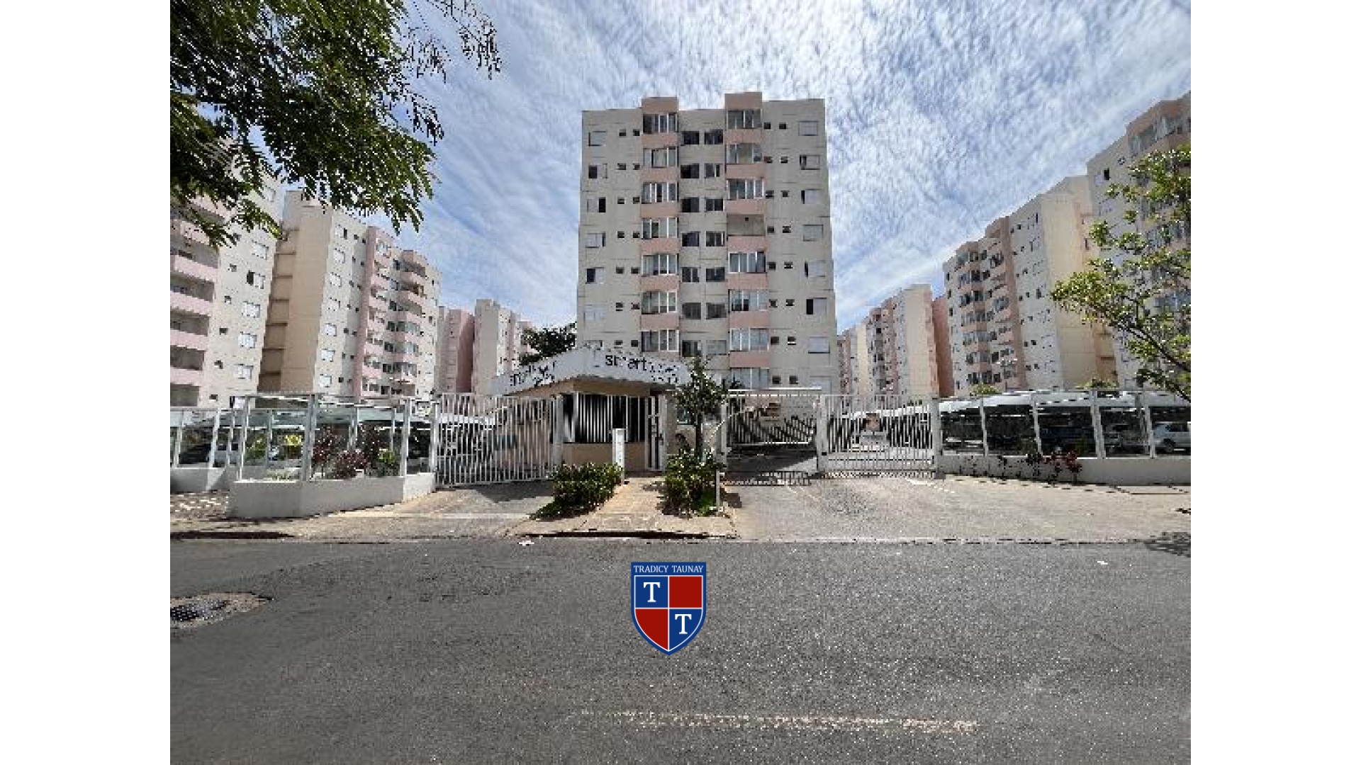 APARTAMENTO em JARDIM HOLANDA