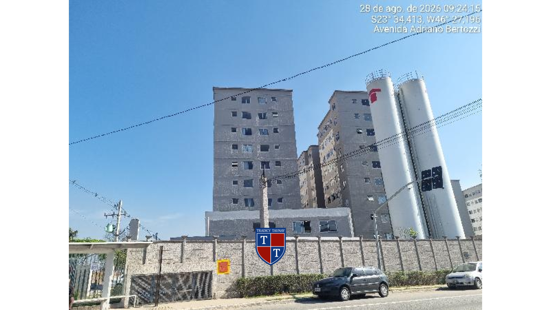APARTAMENTO em JARDIM HELIAN