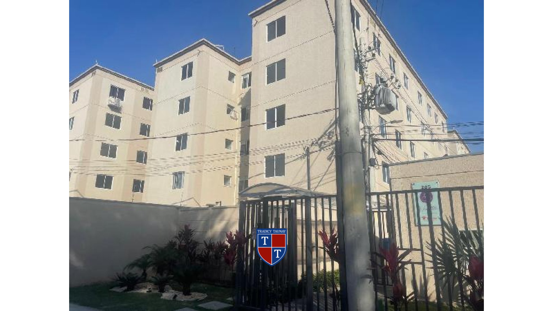 APARTAMENTO em GUARATIBA