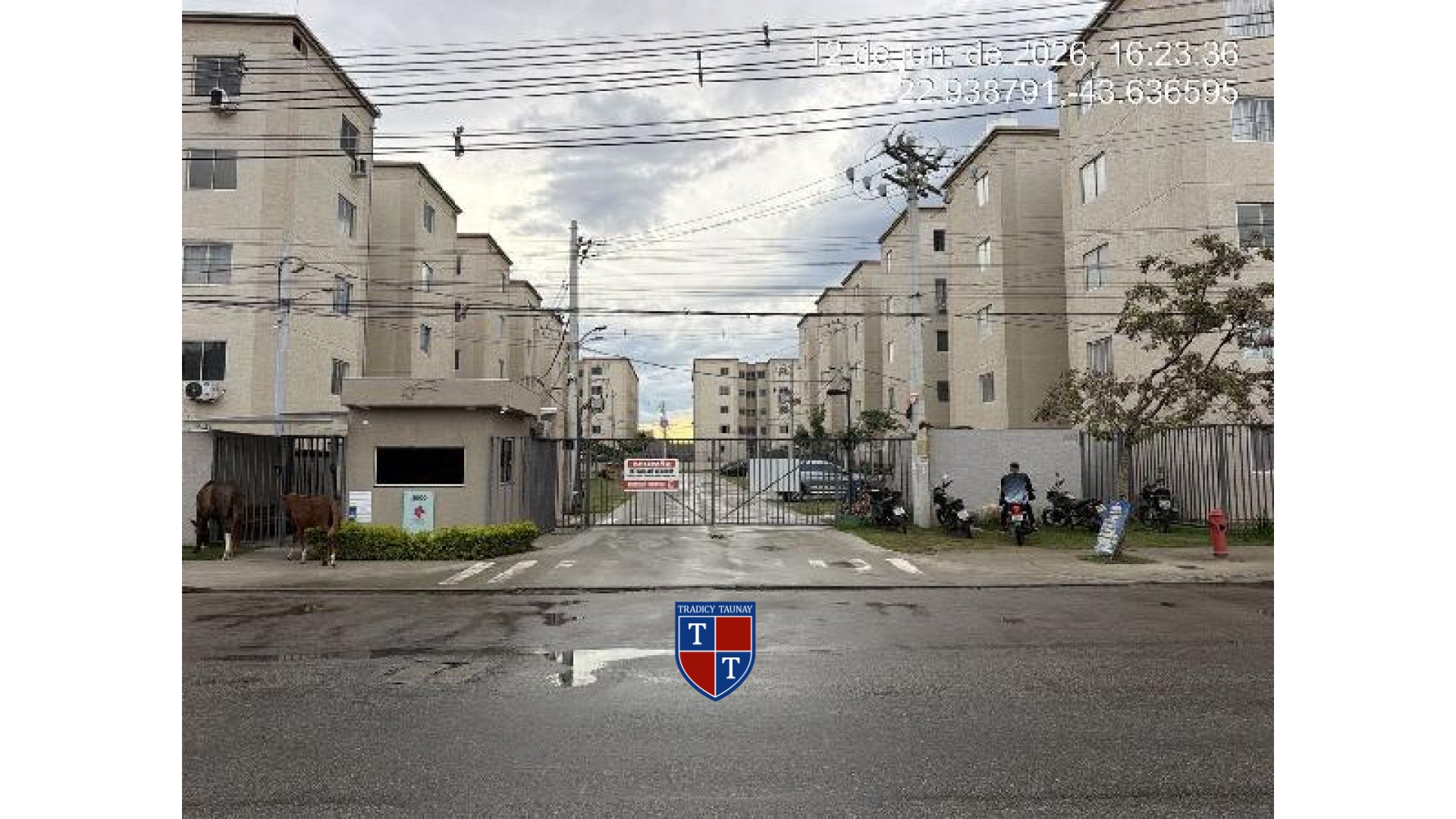 Foto 1 de APARTAMENTO em SANTA CRUZ, RIO DE JANEIRO/RJ - Imóvel Retomado CAIXA Ref 8787715646579