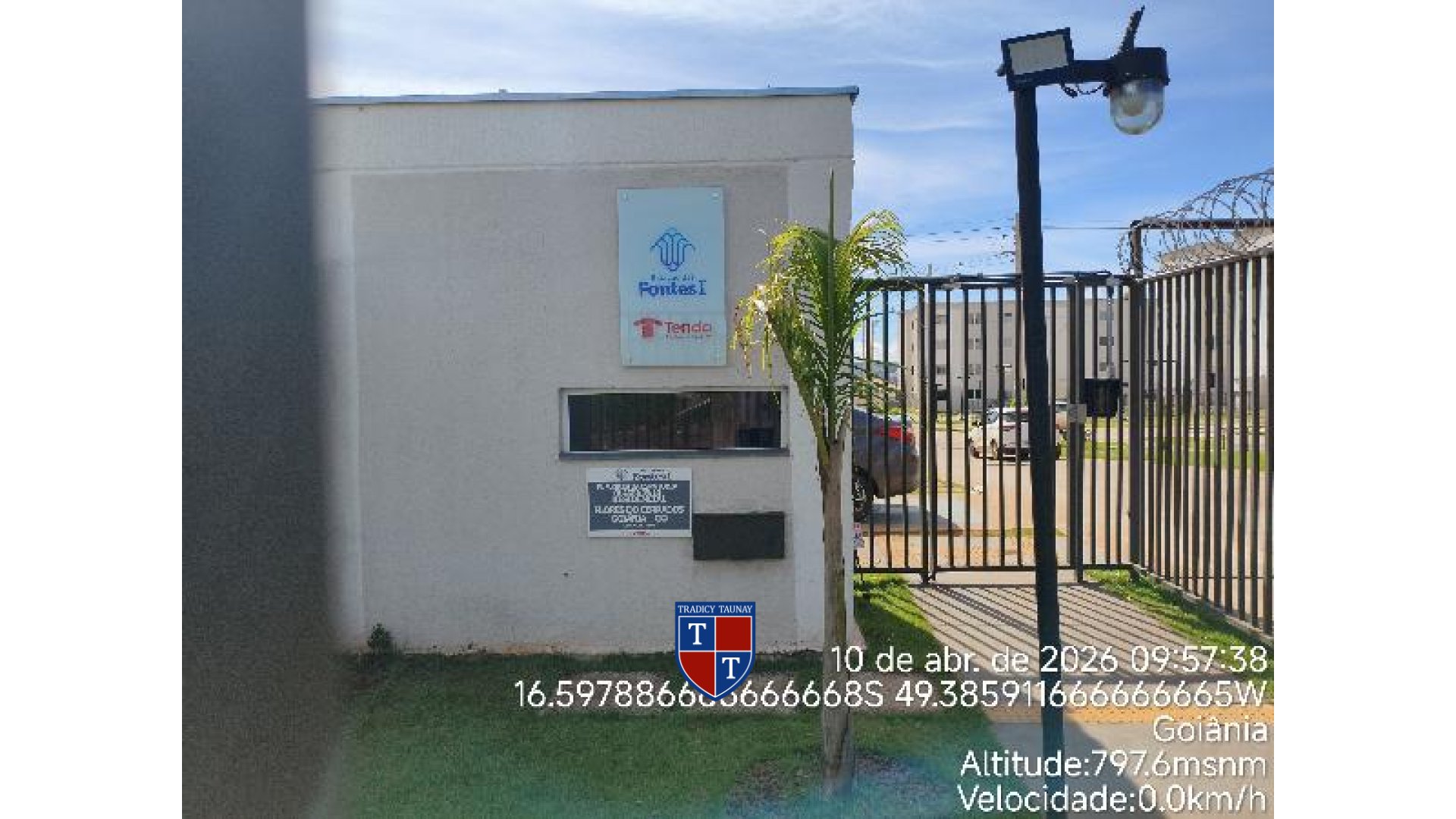 APARTAMENTO em RESIDENCIAL FLORES DO CERRADO