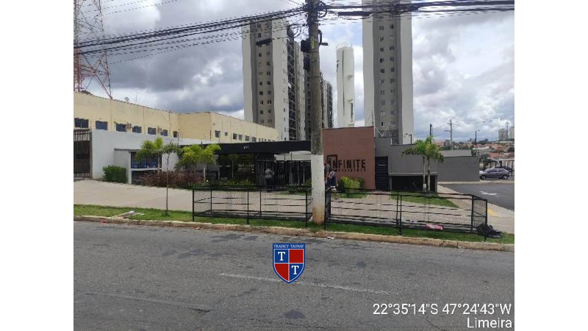 APARTAMENTO em ROSEIRA