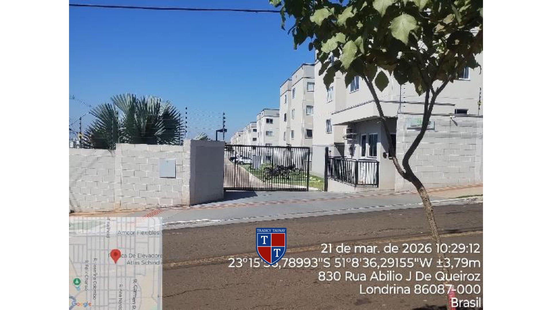APARTAMENTO em CONJUNTO HABITACIONAL VIOLIM