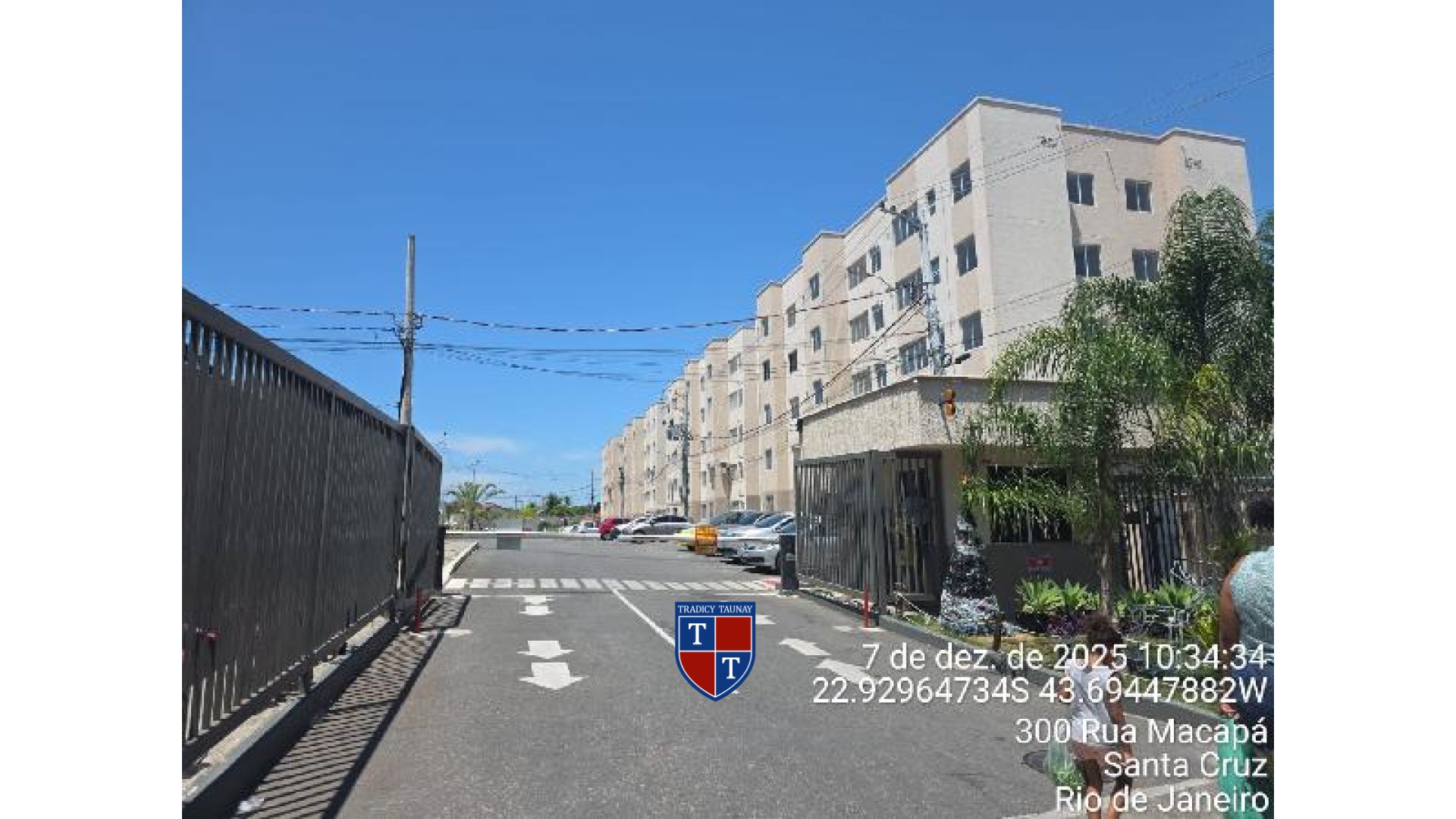 APARTAMENTO em SANTA CRUZ