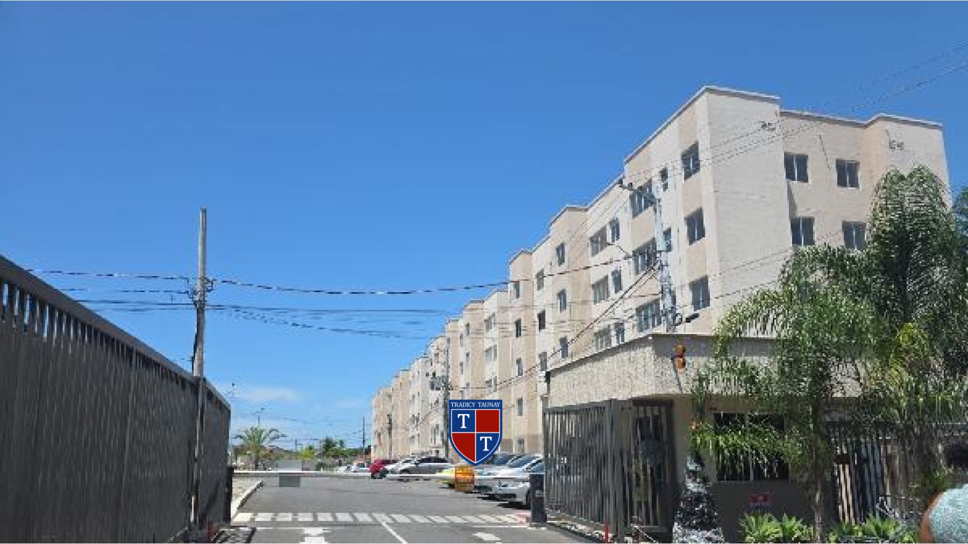 APARTAMENTO em SANTA CRUZ