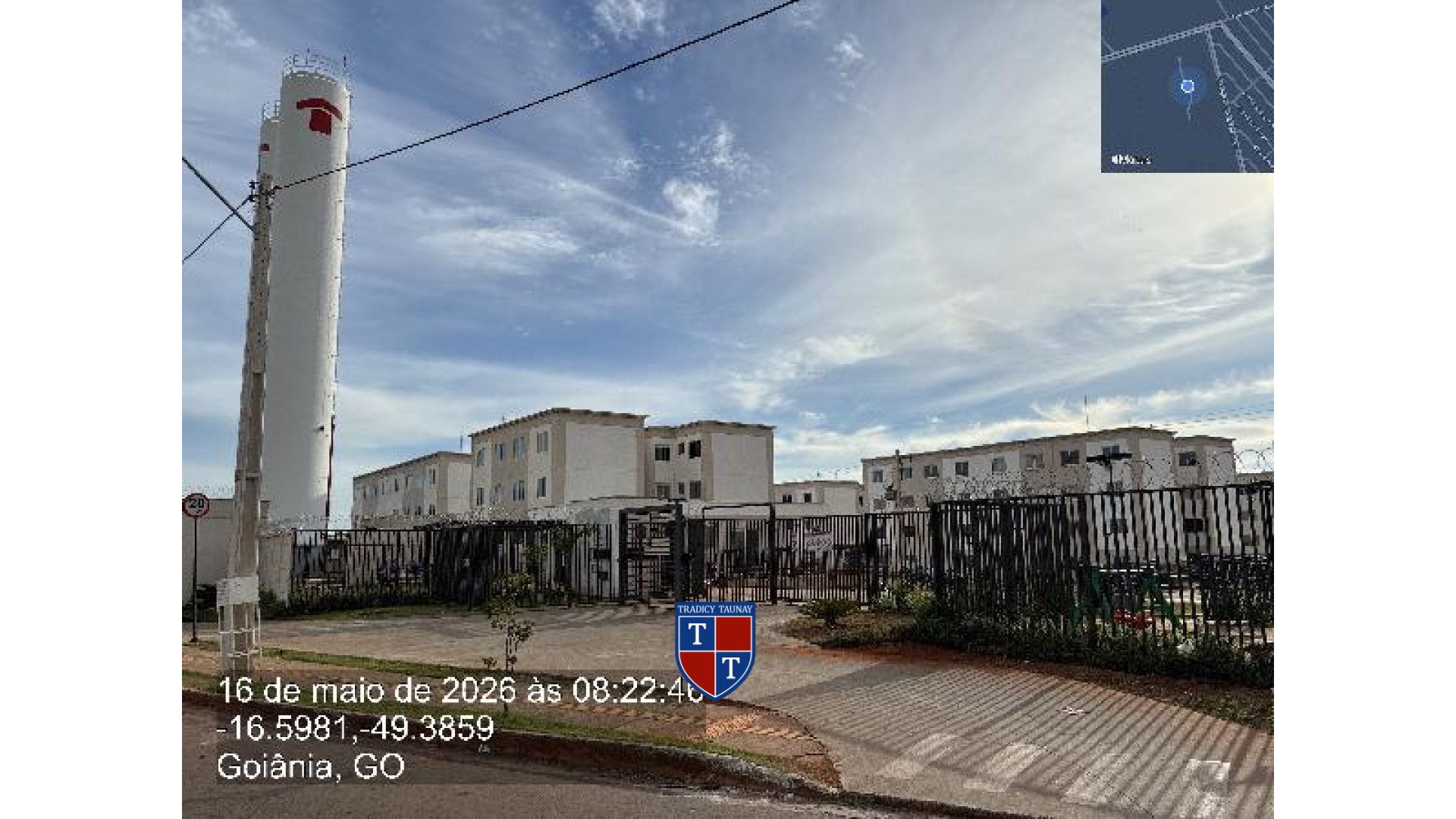 APARTAMENTO em RESIDENCIAL FLORES DO CERRADO
