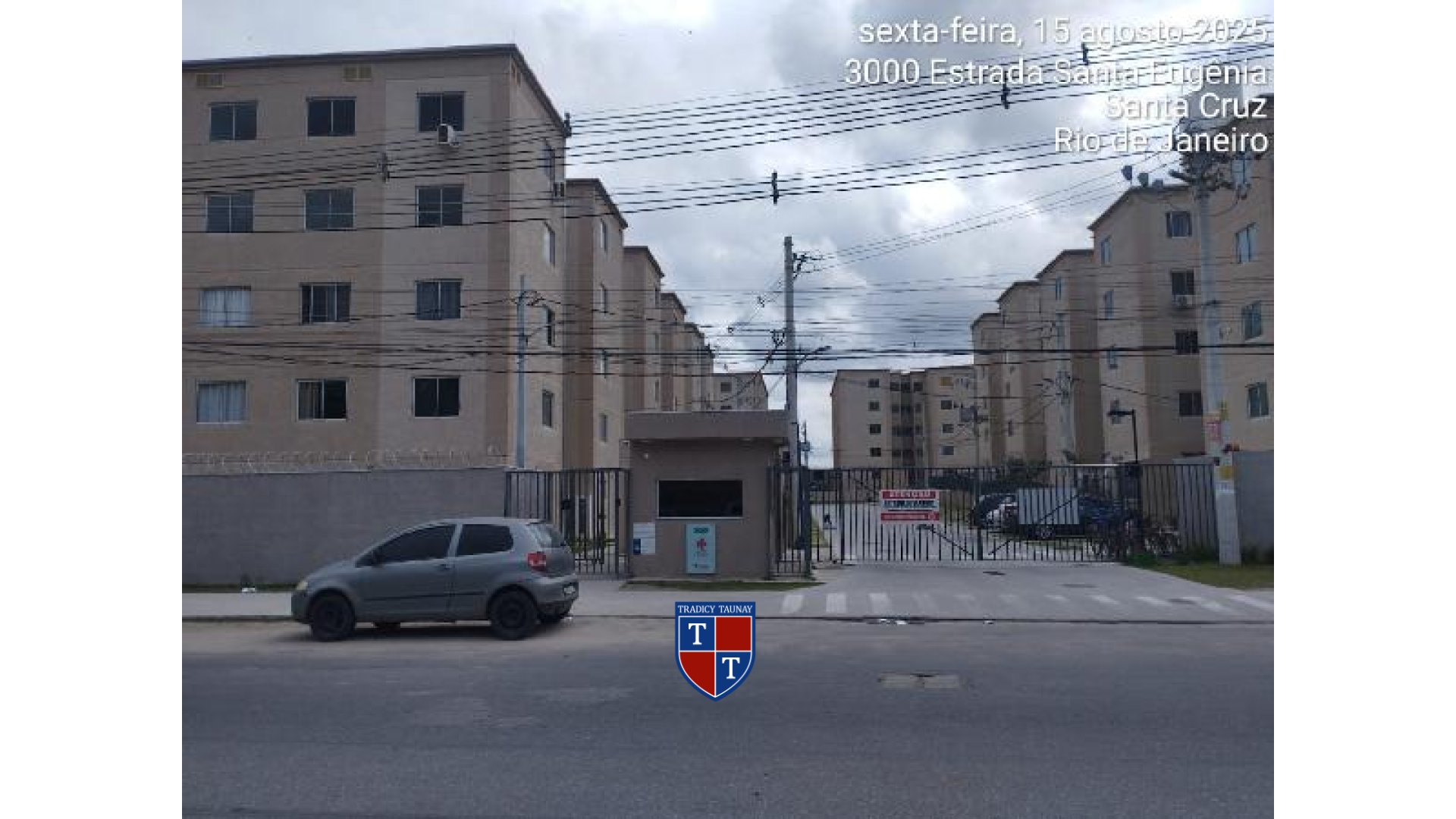 APARTAMENTO em SANTA CRUZ