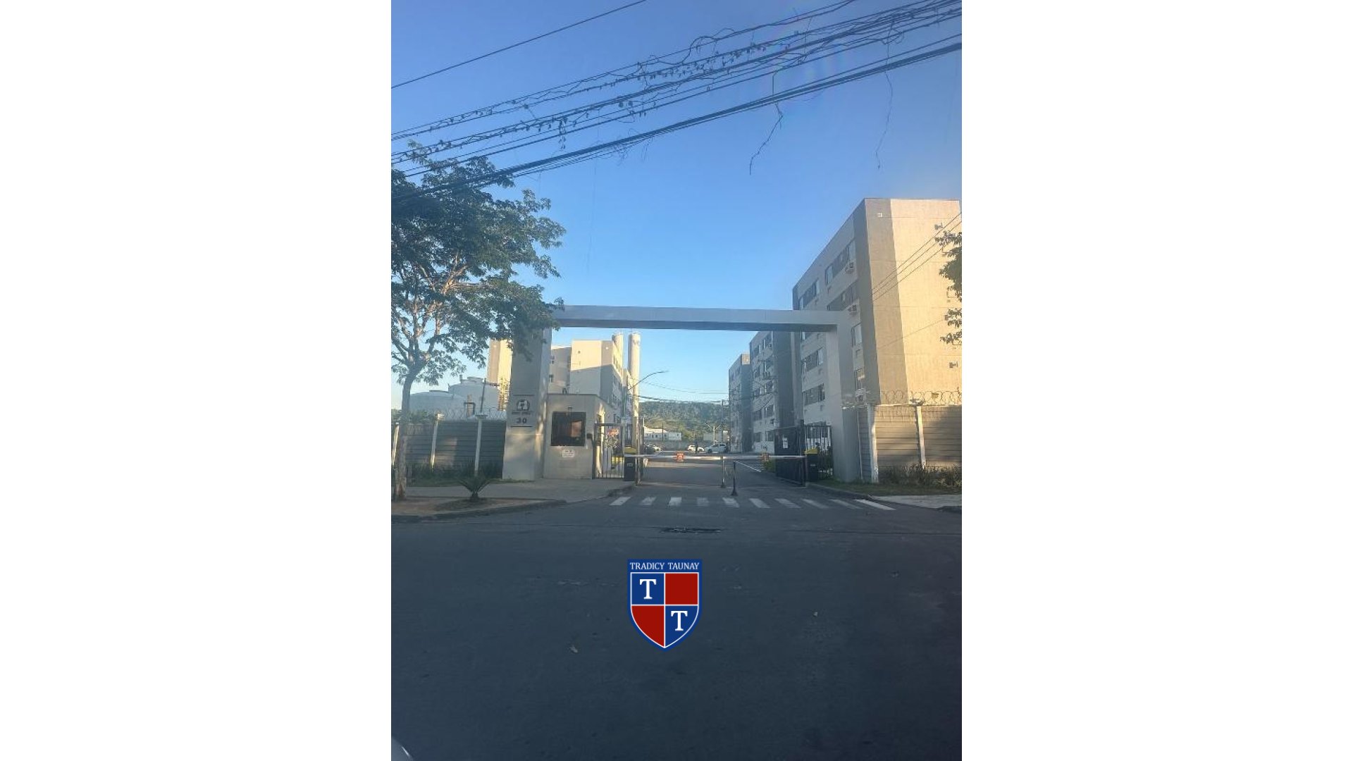 APARTAMENTO em SANTA CRUZ