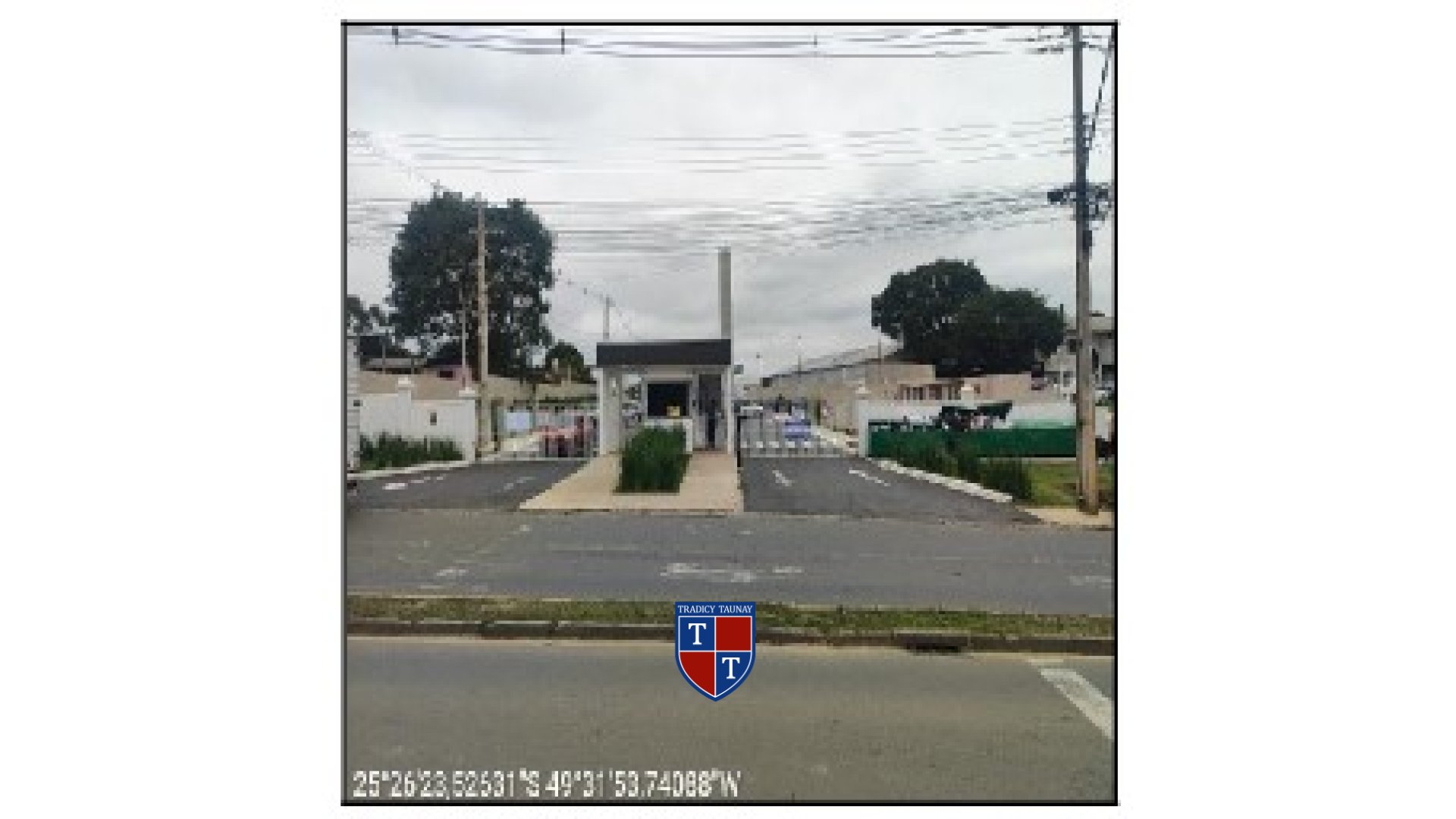 APARTAMENTO em OURO VERDE