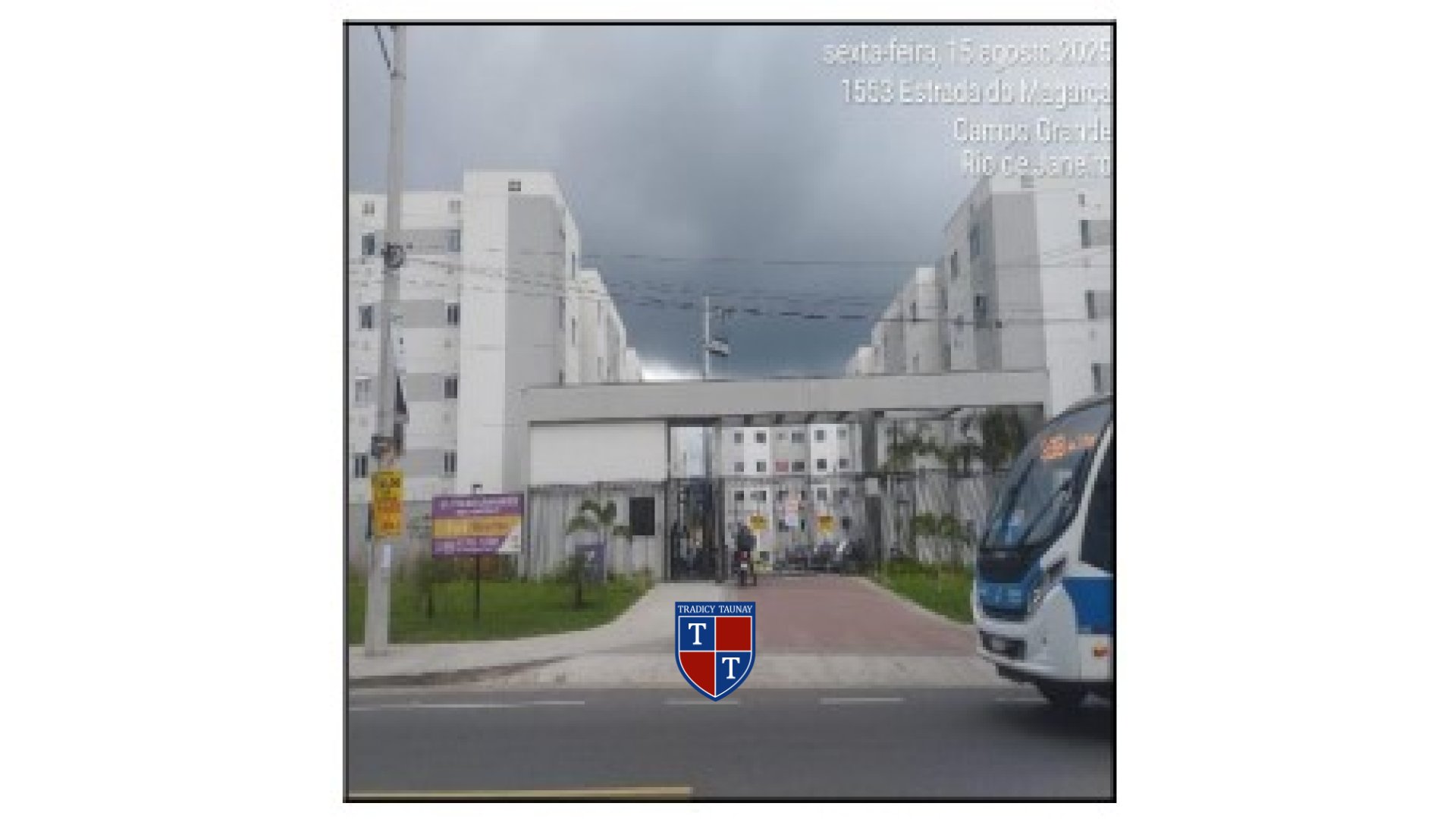 APARTAMENTO em GUARATIBA