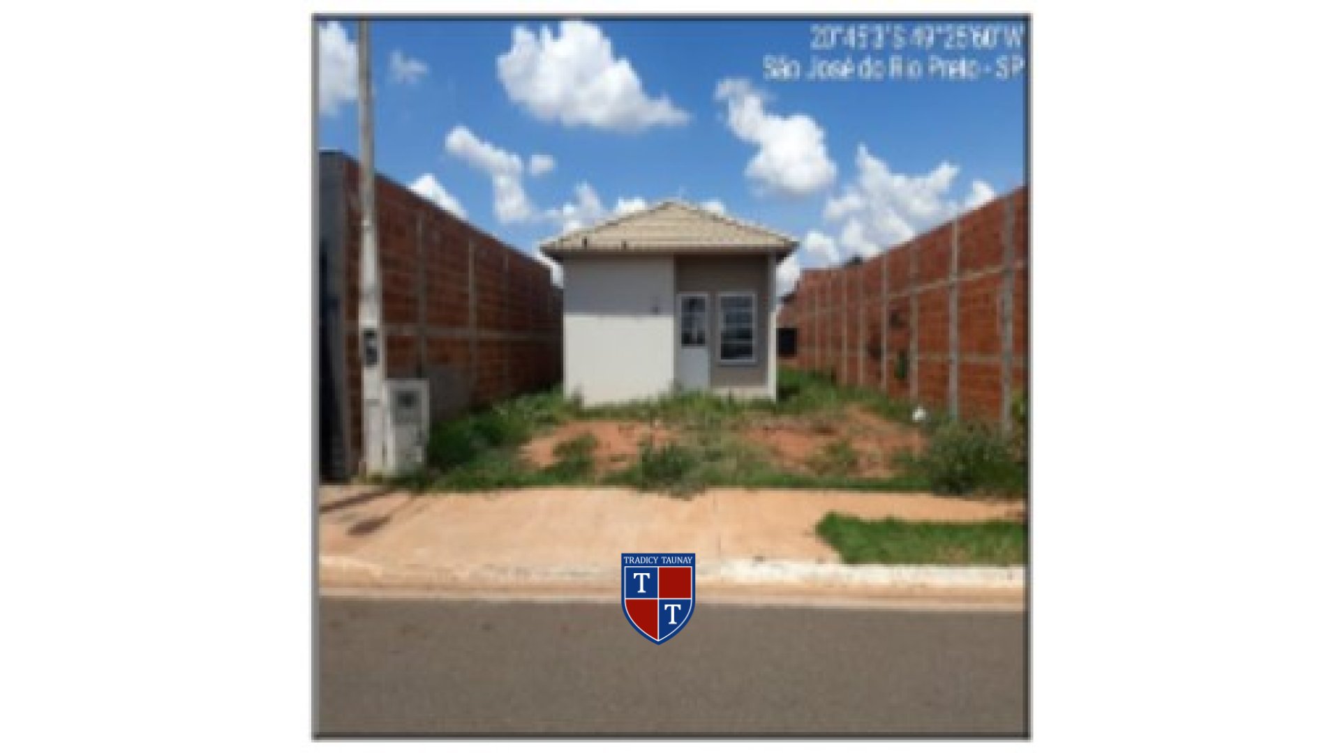 Foto 1 de CASA em RESIDENCIAL JOSE BERNARDES COELHO, SAO JOSE DO RIO PRETO/SP - Imóvel Retomado CAIXA Ref 8787716407853