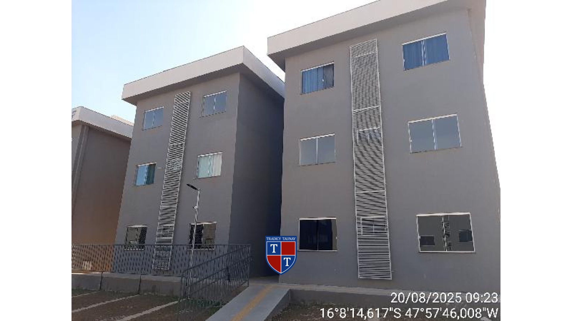 APARTAMENTO em JARDIM ZULEIKA